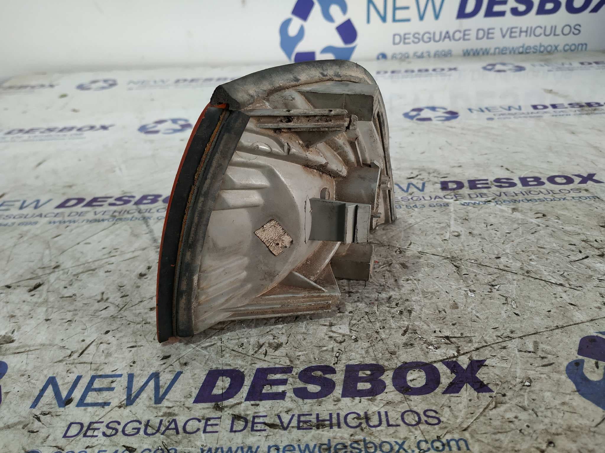 Recambio de PILOTO DELANTERO DERECHO para BMW SERIE 3 CABRIO (E36) referencia OEM IAM 1387044 2