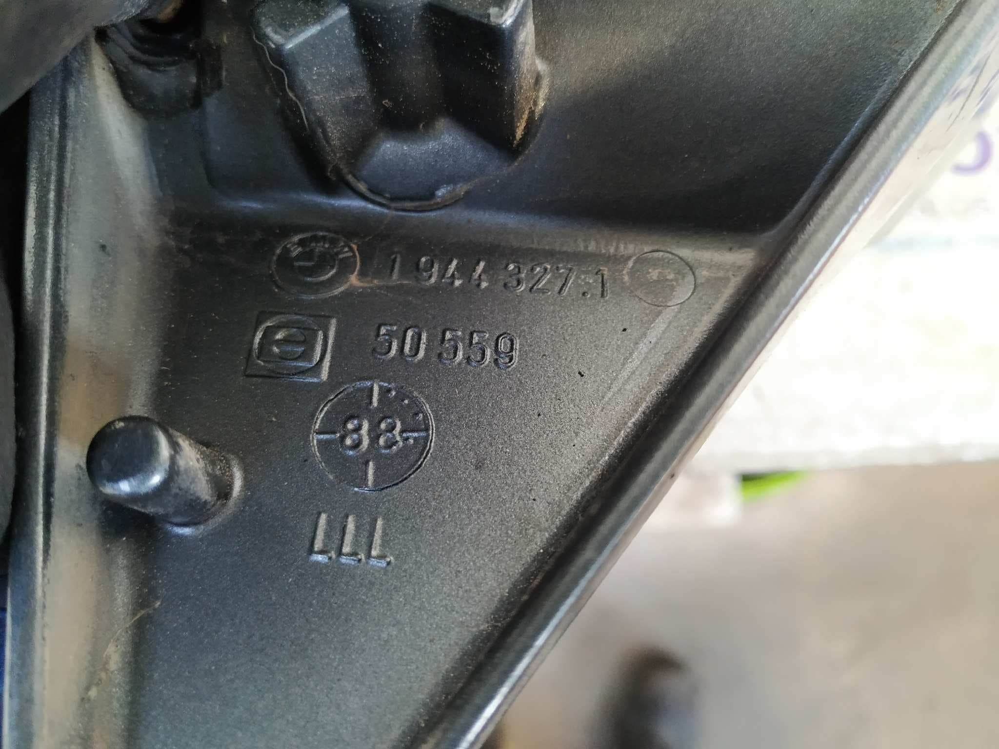 Recambio de RETROVISOR IZQUIERDO para BMW SERIE 5 BERLINA (E34) referencia OEM IAM 19443271 2