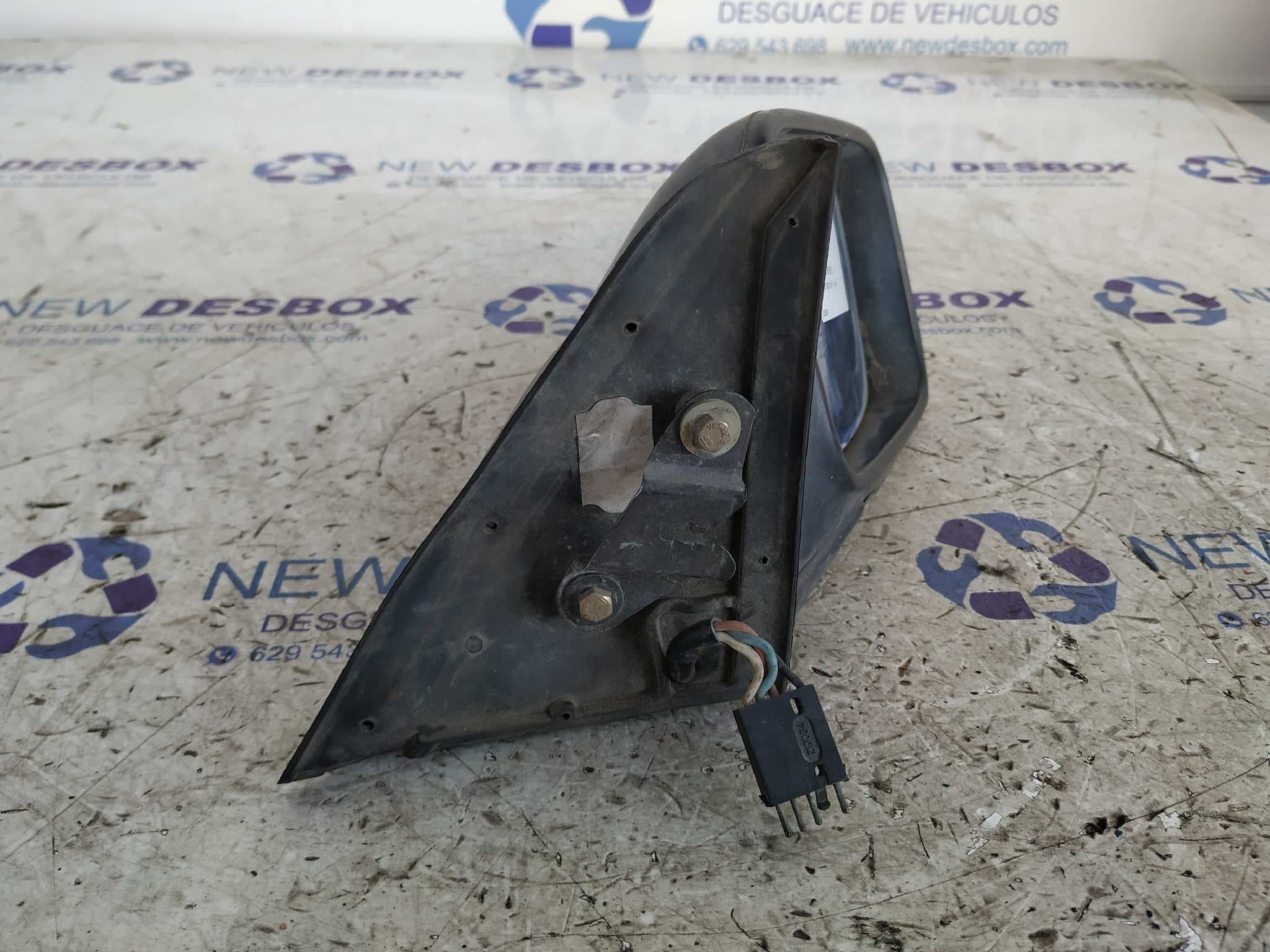Recambio de RETROVISOR DERECHO para BMW SERIE 7 (E32) referencia OEM IAM 31502600 3