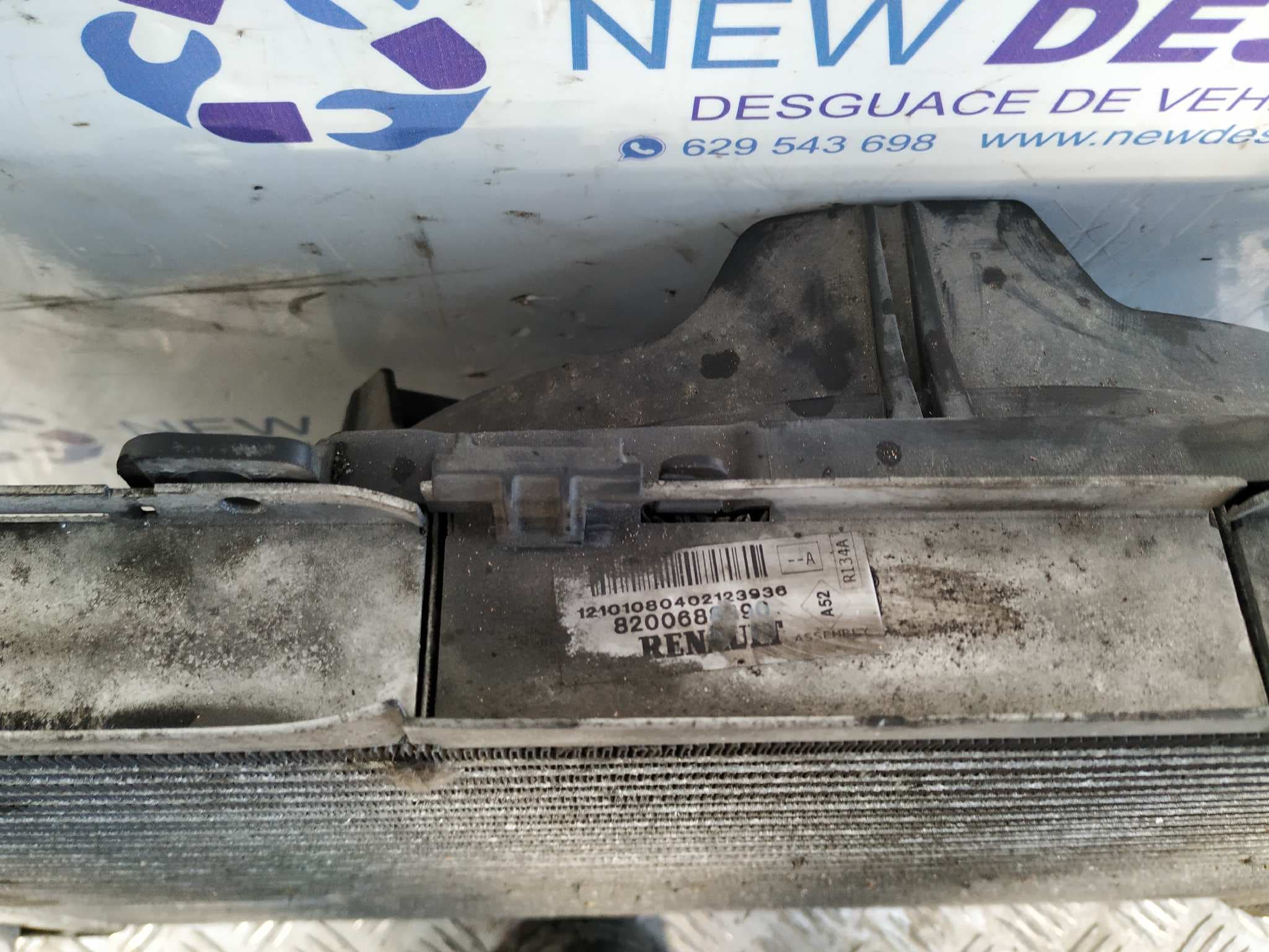 Recambio de RADIADOR AGUA para RENAULT CLIO III D4F784 referencia OEM IAM 8200688390   - BLANCO 3