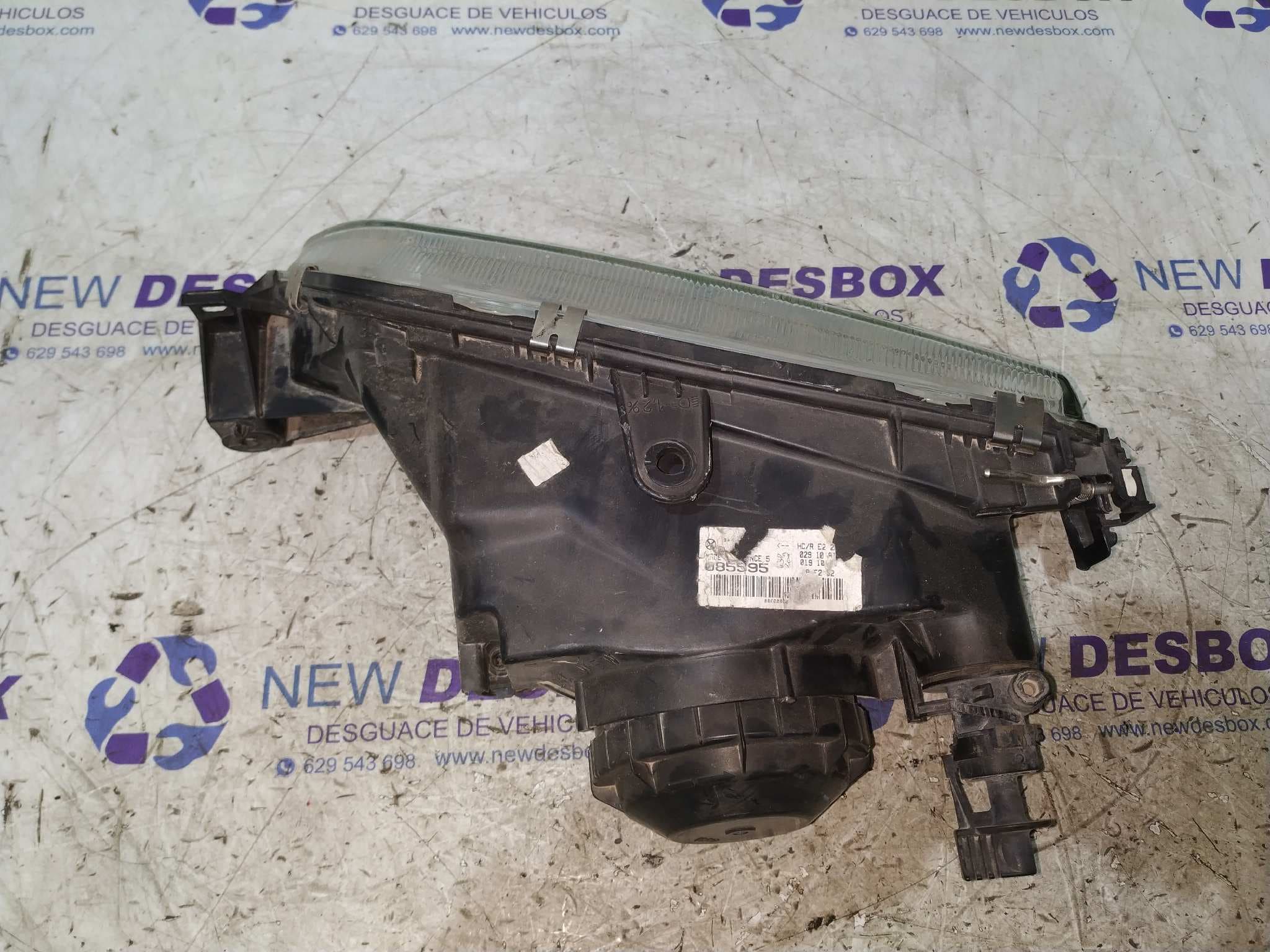 Recambio de FARO DERECHO para PEUGEOT 306 BERLINA 3/5 PUERTAS (S1) referencia OEM IAM 085595 5