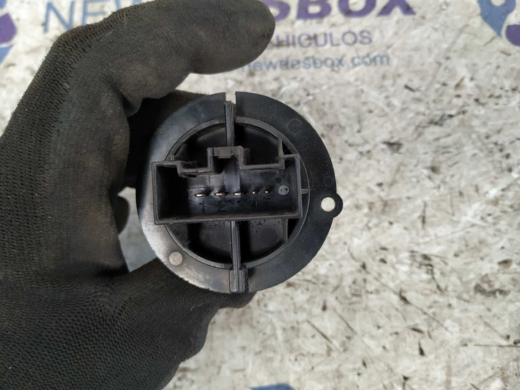 Recambio de RESISTENCIA CALEFACCION para PEUGEOT 307 BREAK / SW (S1) RHY referencia OEM IAM 593230300 3