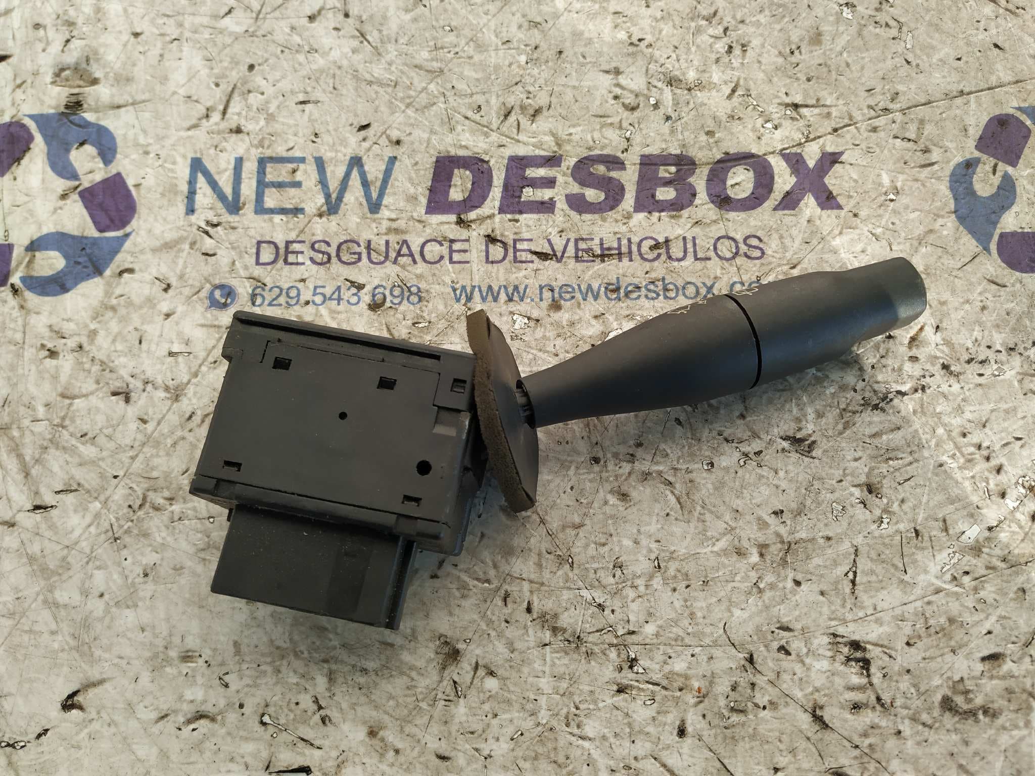 Recambio de MANDO LIMPIA para PEUGEOT 206 BERLINA referencia OEM IAM 96331043ZL 4