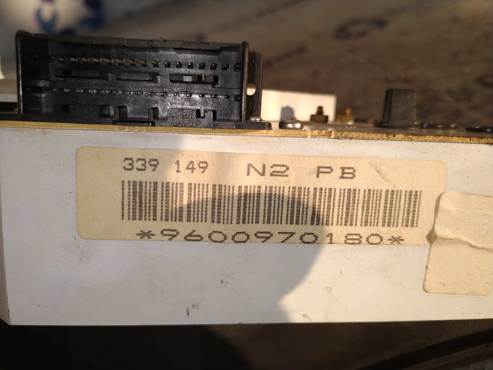 Recambio de CUADRO INSTRUMENTOS para PEUGEOT 605 SRTI RGY referencia OEM IAM 9600970180 4