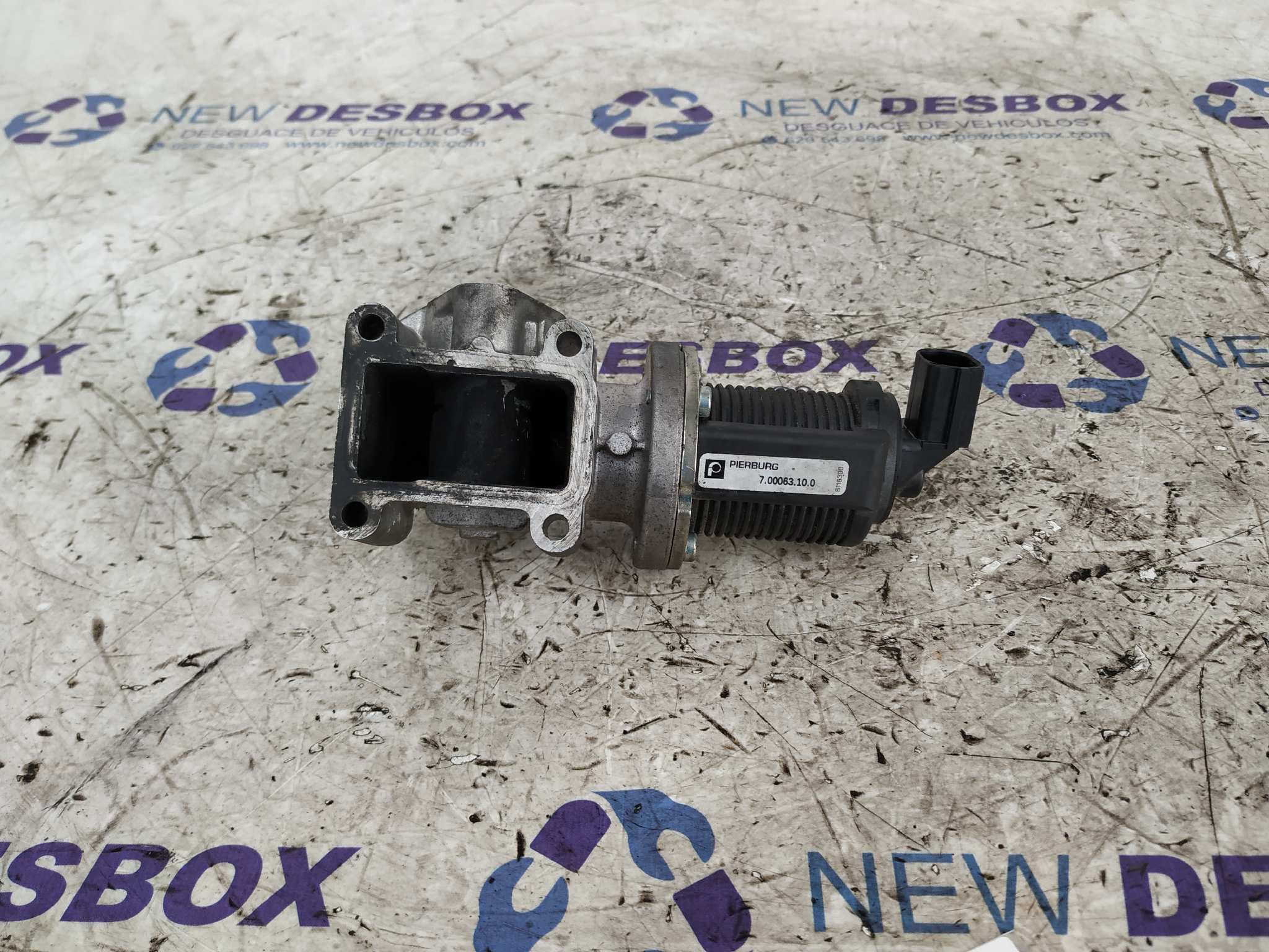Recambio de VALVULA EGR para OPEL ASTRA GTC Sport Z19DTH referencia OEM IAM 55215031   - BLANCO