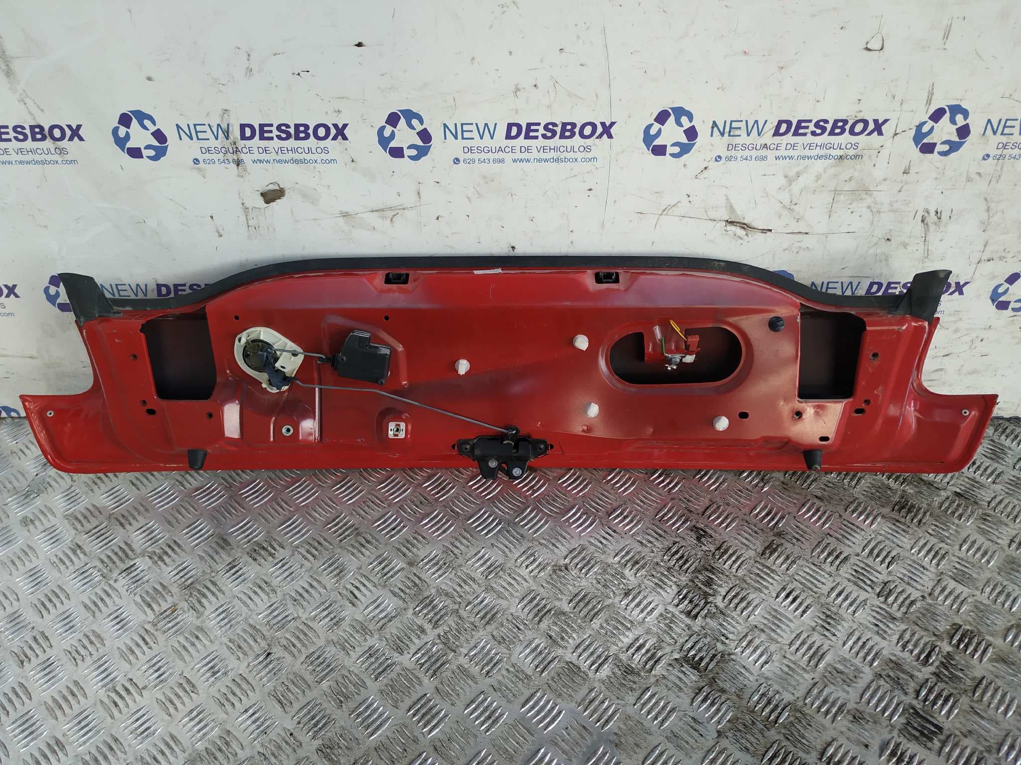 Recambio de PORTON TRASERO para PEUGEOT 206 CC 1.6 16V CAT NFUTU5JP4 referencia OEM IAM    - ROJO 2