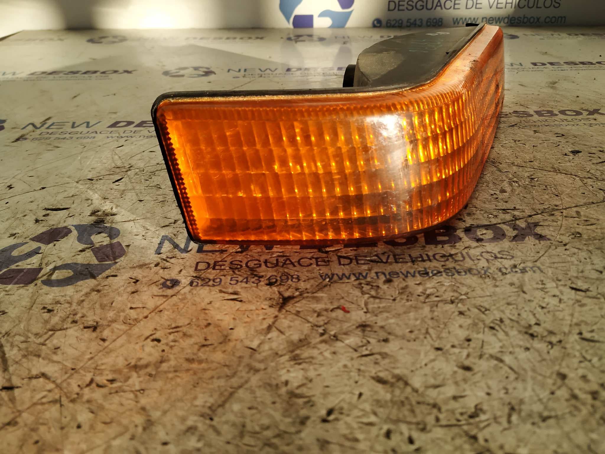Recambio de PILOTO DELANTERO DERECHO para CHRYSLER JEEP GR.CHEROKEE (ZJ)/(Z) 2.5 TD Laredo (Z) M52 referencia OEM IAM 56005484   - VERDE 5