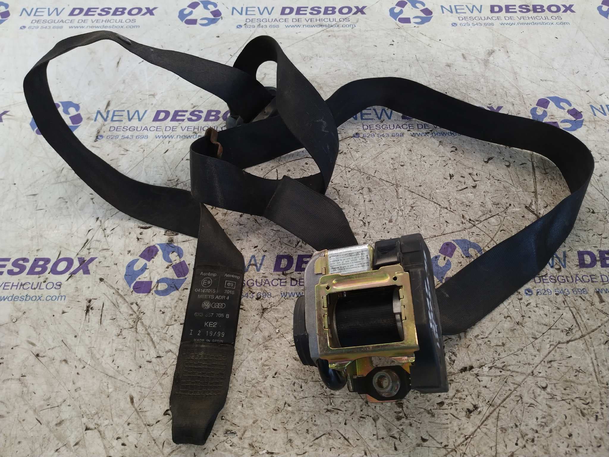 Recambio de CINTURON DELANTERO IZQUIERDO para SEAT AROSA (6H1) referencia OEM IAM 6X3857705B