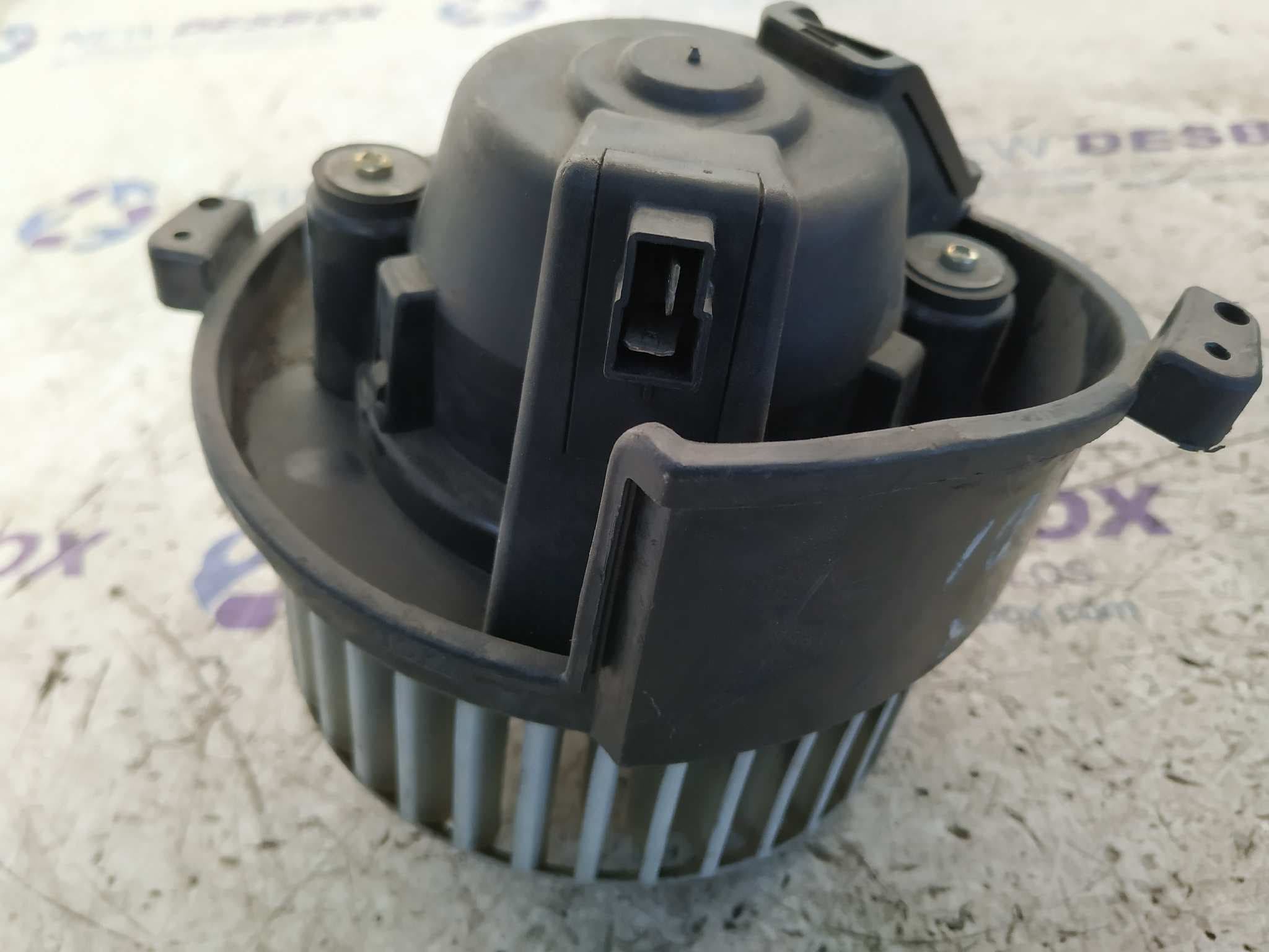 Recambio de VENTILADOR CALEFACCION para PEUGEOT BOXER CAJA ABIERTA (RS2850) THX referencia OEM IAM B838 4