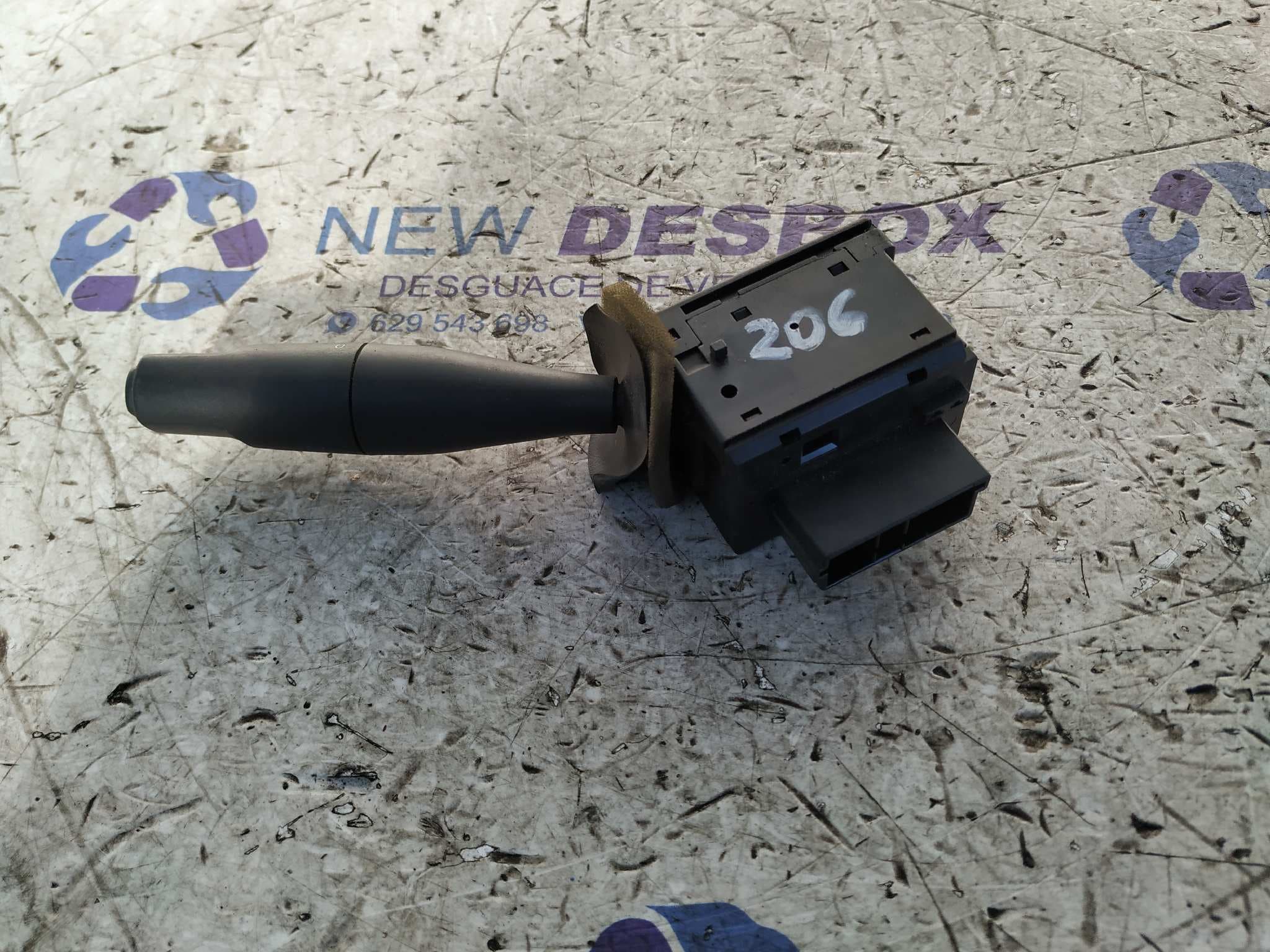 Recambio de MANDO LIMPIA para PEUGEOT 206 BERLINA XN WJZ referencia OEM IAM 96049597ZL   - GRIS 3