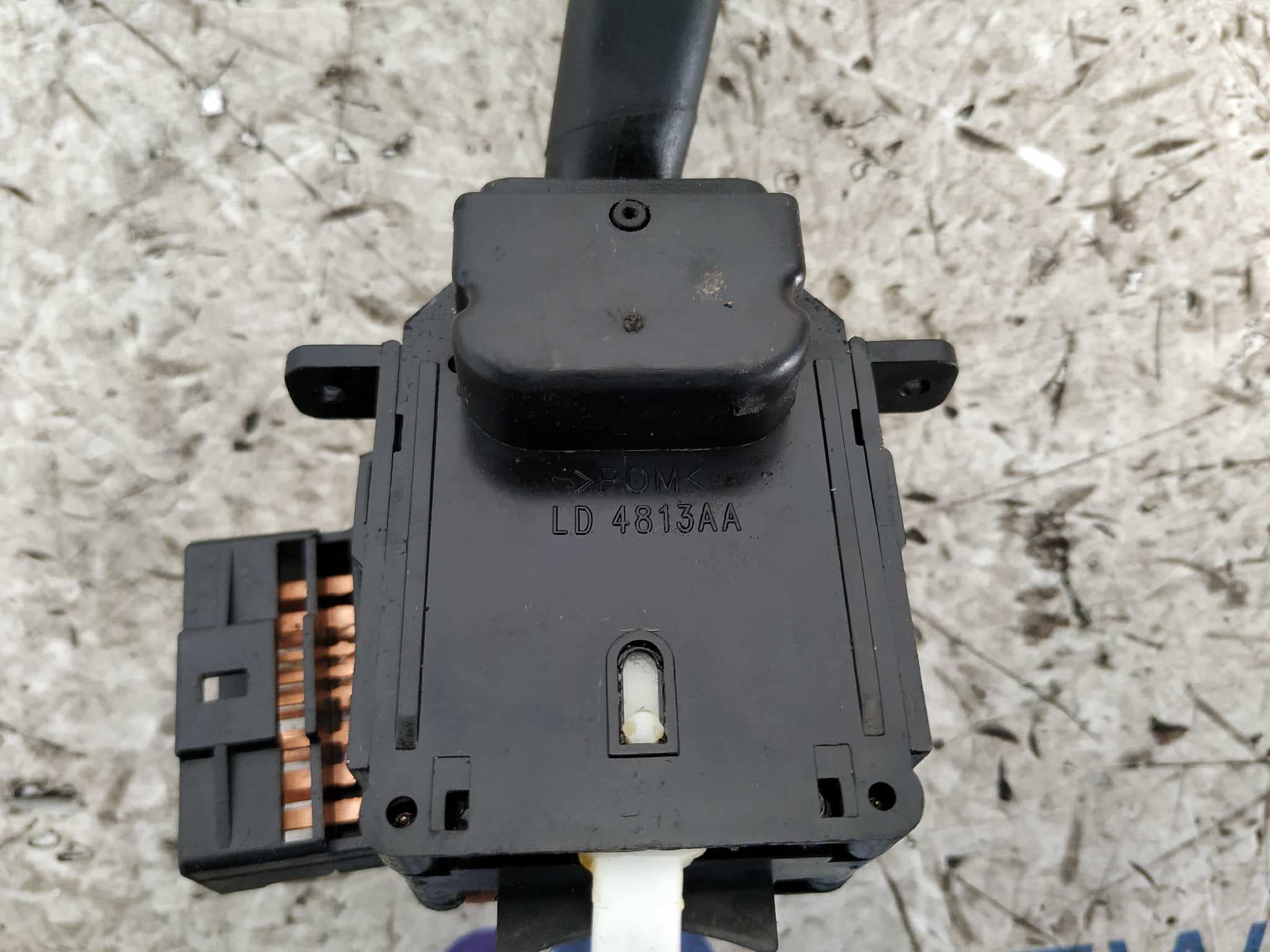 Recambio de MANDO LUCES para SSANGYONG REXTON D27DT referencia OEM IAM 4813AA   - NEGRO 2