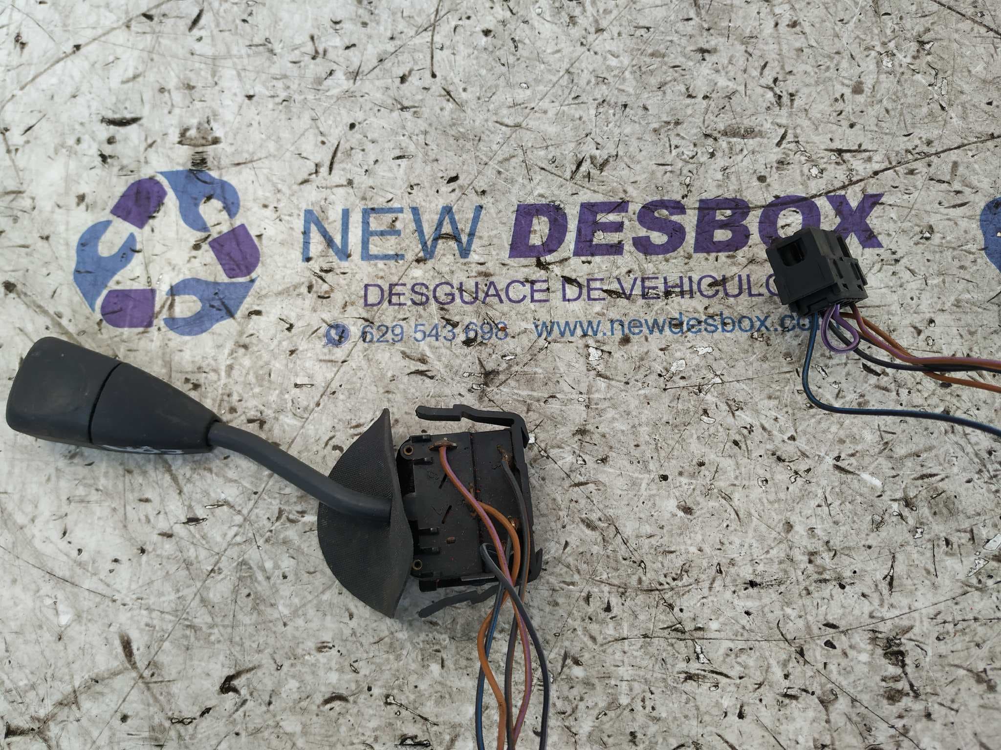 Recambio de MANDO LIMPIA para BMW SERIE 3 COMPACTO (E36) referencia OEM IAM 012005 4
