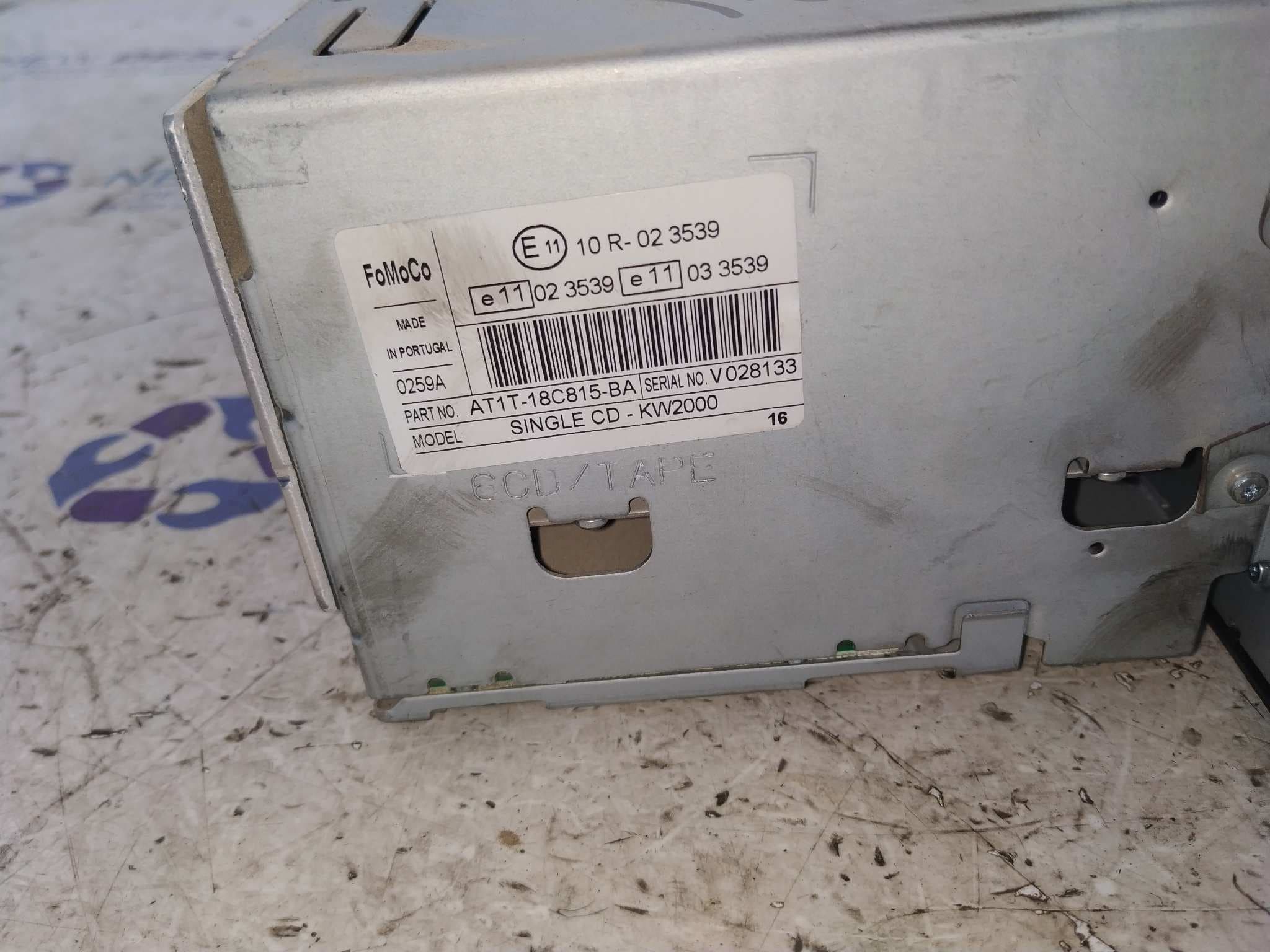 Recambio de SISTEMA AUDIO / RADIO CD para FORD TOURNEO CONNECT (TC7) R2PA referencia OEM IAM FDD200   - BLANCO 2