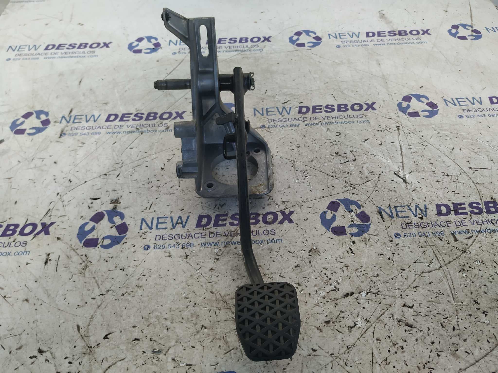 Recambio de PEDAL FRENO para BMW SERIE 3 BERLINA (E46) M47N204D4 referencia OEM IAM 35111163863