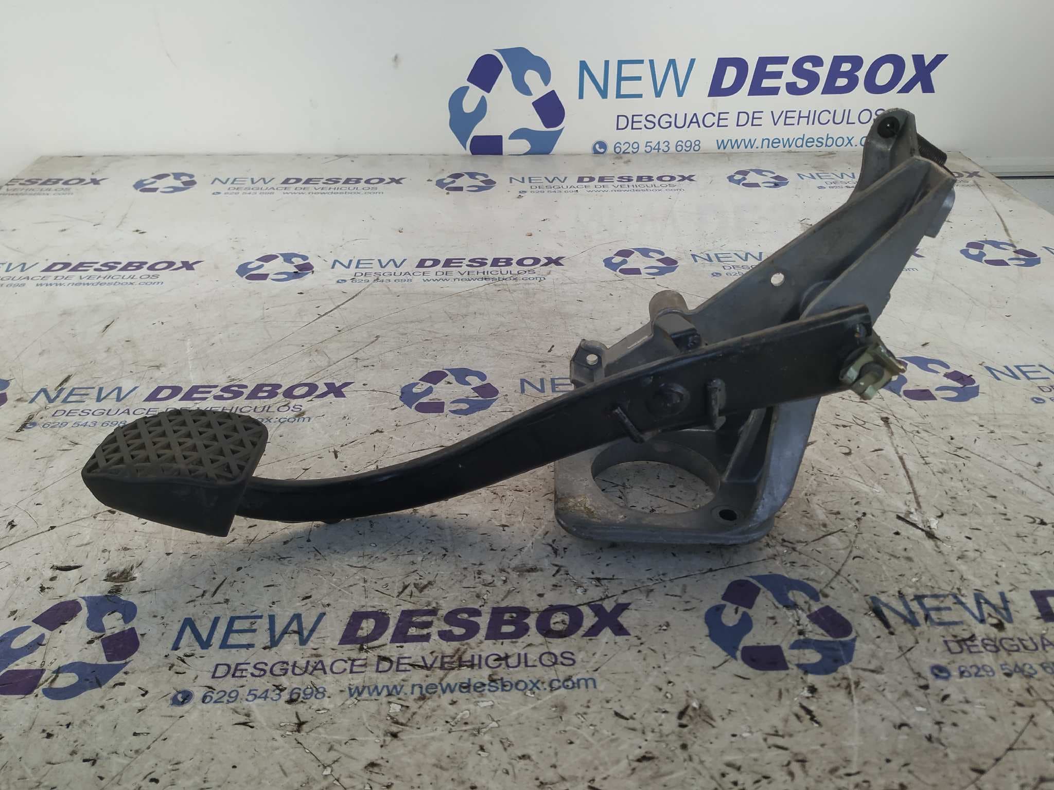 Recambio de PEDAL FRENO para BMW SERIE 3 BERLINA (E46) M47N204D4 referencia OEM IAM 35111163863 3