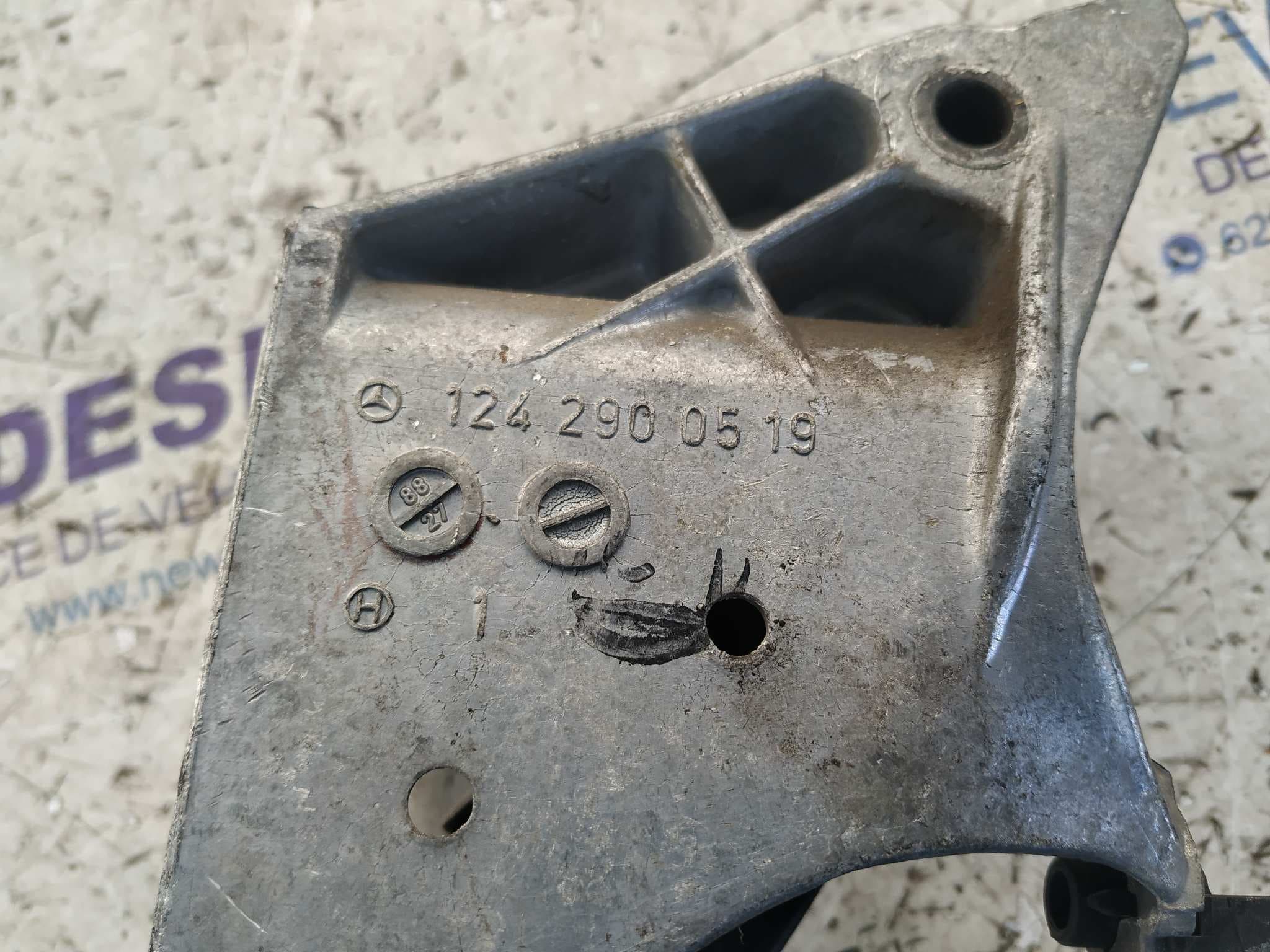 Recambio de PEDAL FRENO para MERCEDES CLASE E (W124) referencia OEM IAM 1242900519 5