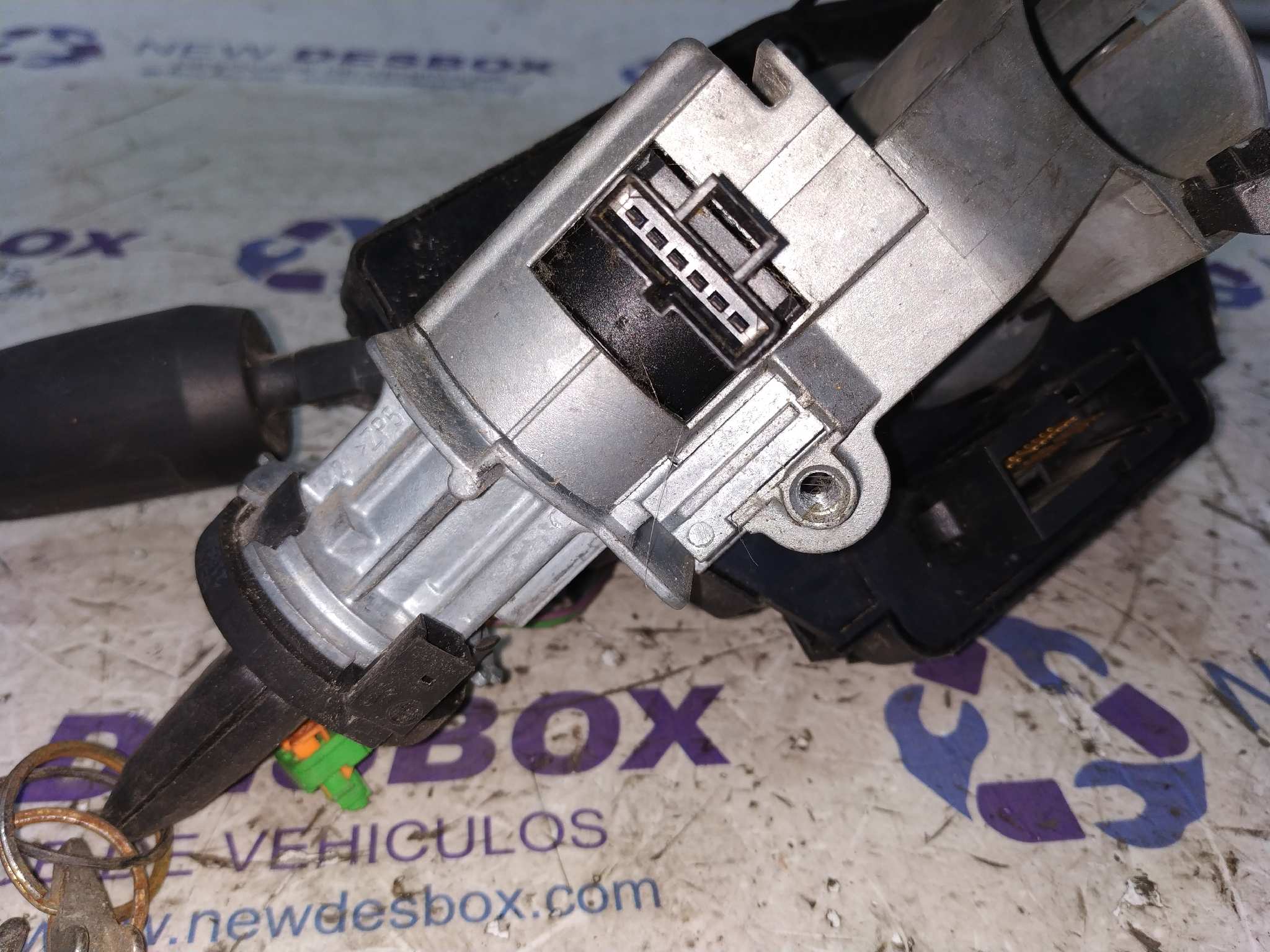 Recambio de MANDO MULTIFUNCION para OPEL CORSA D Z13DTR referencia OEM IAM 13142283   - NEGRO 9