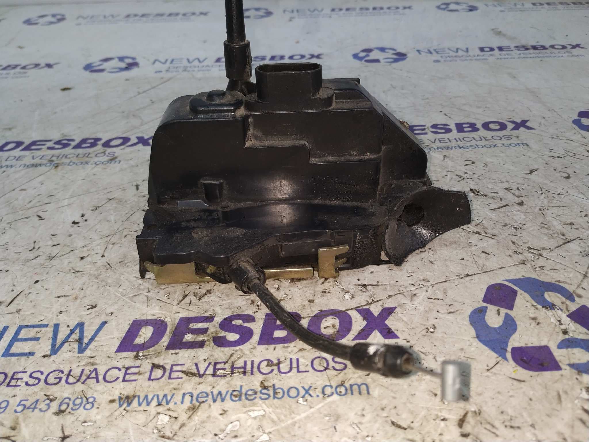 Recambio de CERRADURA PUERTA DELANTERA DERECHA para RENAULT MEGANE II BERLINA 3P 1.9 dCi Diesel F9Q800 referencia OEM IAM 8200086018   - NEGRE