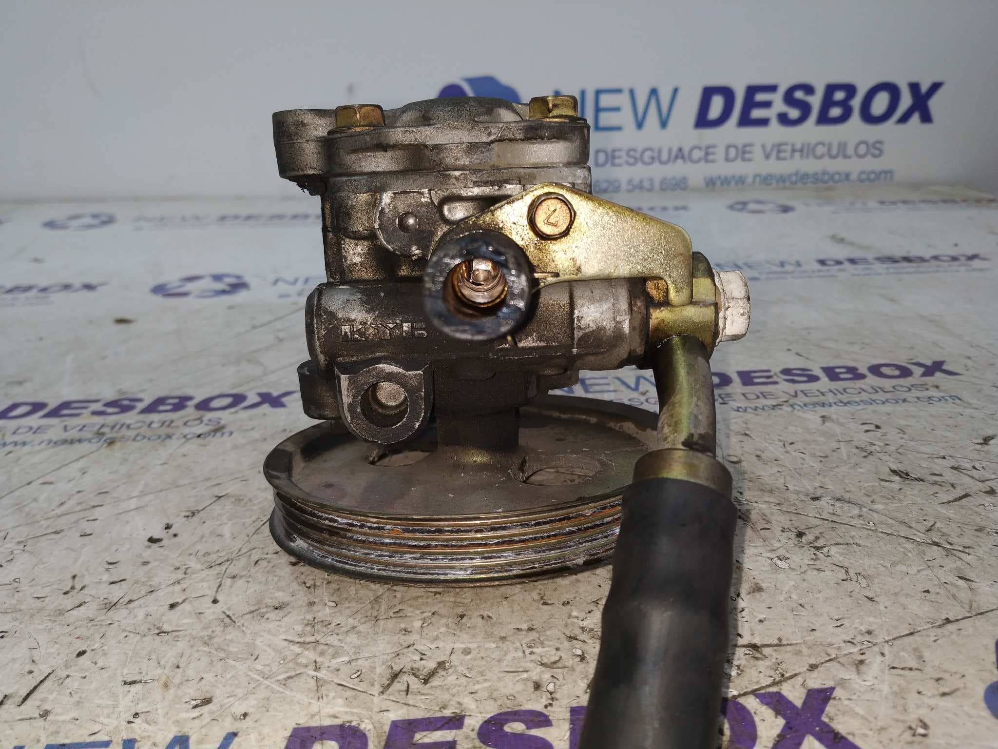 Recambio de BOMBA DIRECCION para MITSUBISHI GALLOPER (HYUNDAI) 2.5 Turbodiesel 4D56 referencia OEM IAM KYB   - AZUL 3
