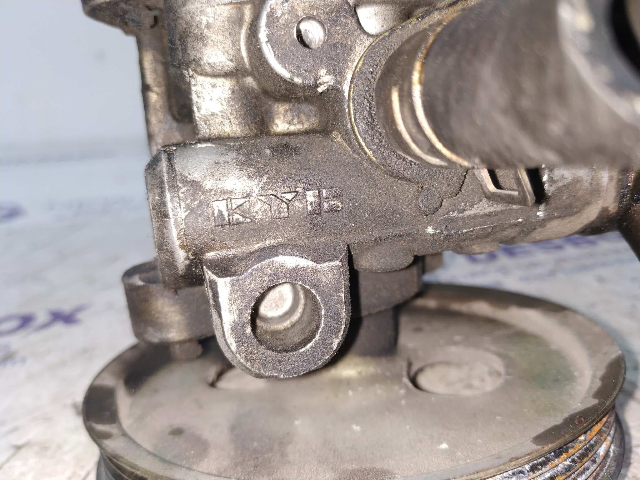 Recambio de BOMBA DIRECCION para MITSUBISHI GALLOPER (HYUNDAI) 2.5 Turbodiesel 4D56 referencia OEM IAM KYB   - AZUL 6