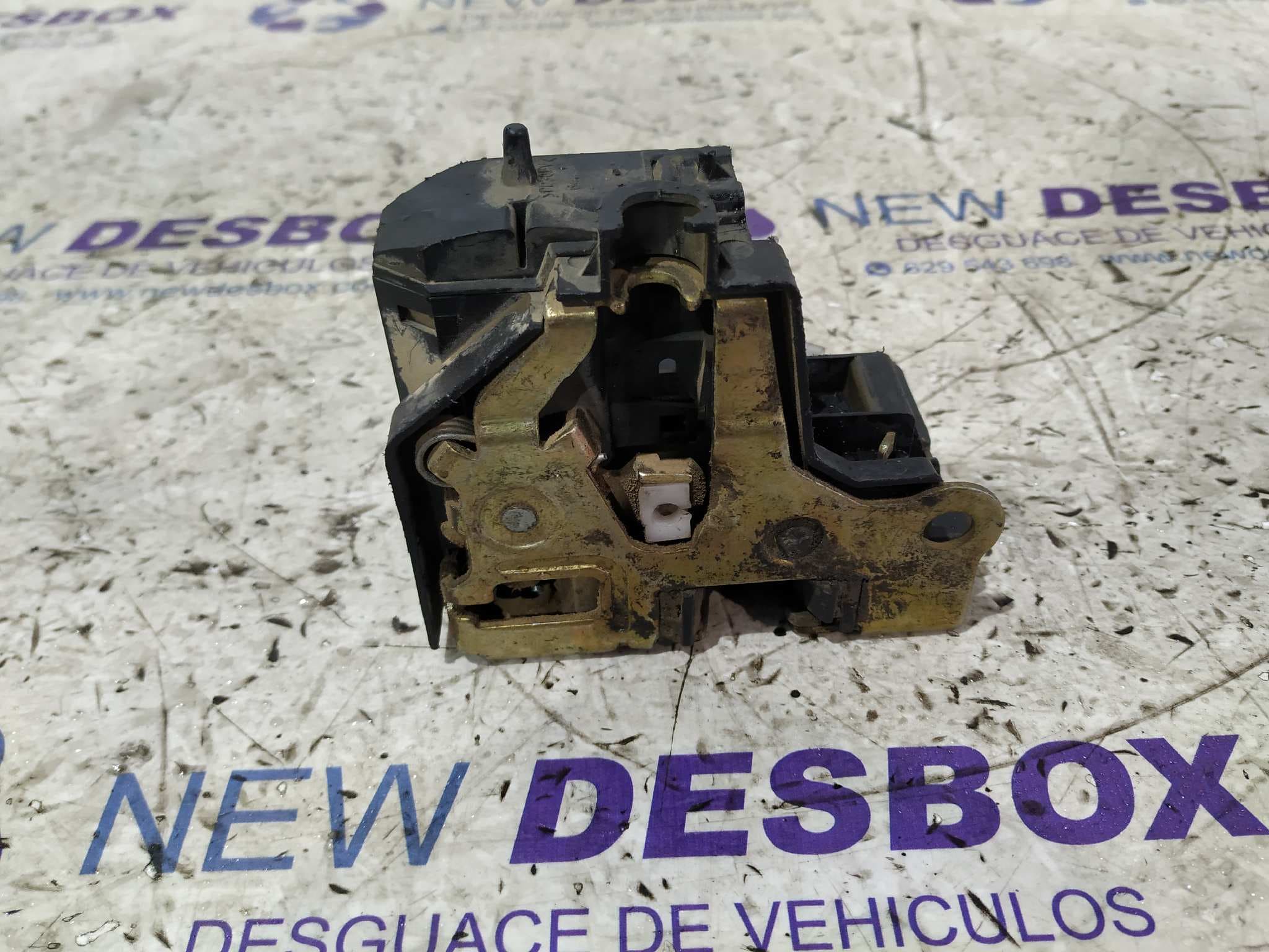 Recambio de CERRADURA PUERTA DELANTERA IZQUIERDA para RENAULT MEGANE I BERLINA HATCHBACK (BA0) 1.9 dTi Diesel CAT F9Q730 referencia OEM IAM    - BLANCO 3