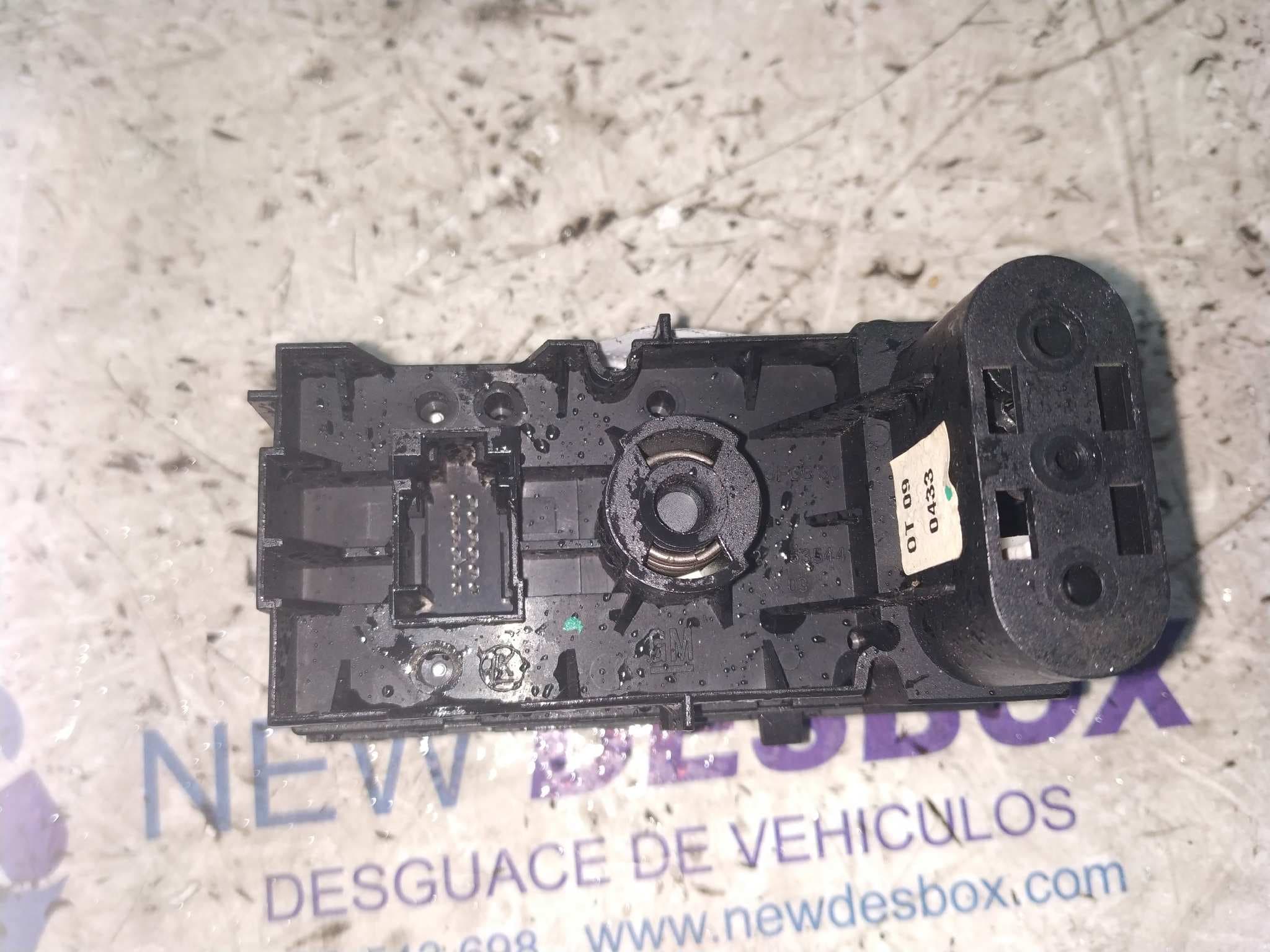 Recambio de MANDO LUCES para OPEL MERIVA Cosmo Z16SE referencia OEM IAM 93394756   - GRIS 2