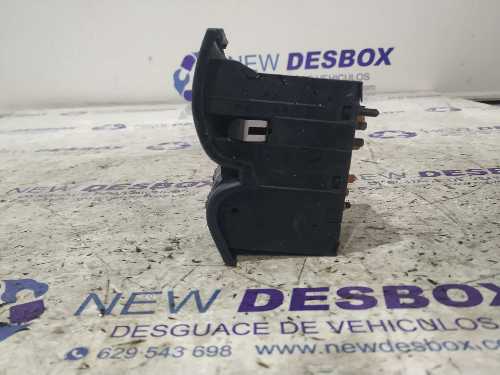 Recambio de MANDO LUCES para OPEL VECTRA B BERLINA 2.0 16V CAT (X 20 XEV / L34) referencia OEM IAM 90569814 3