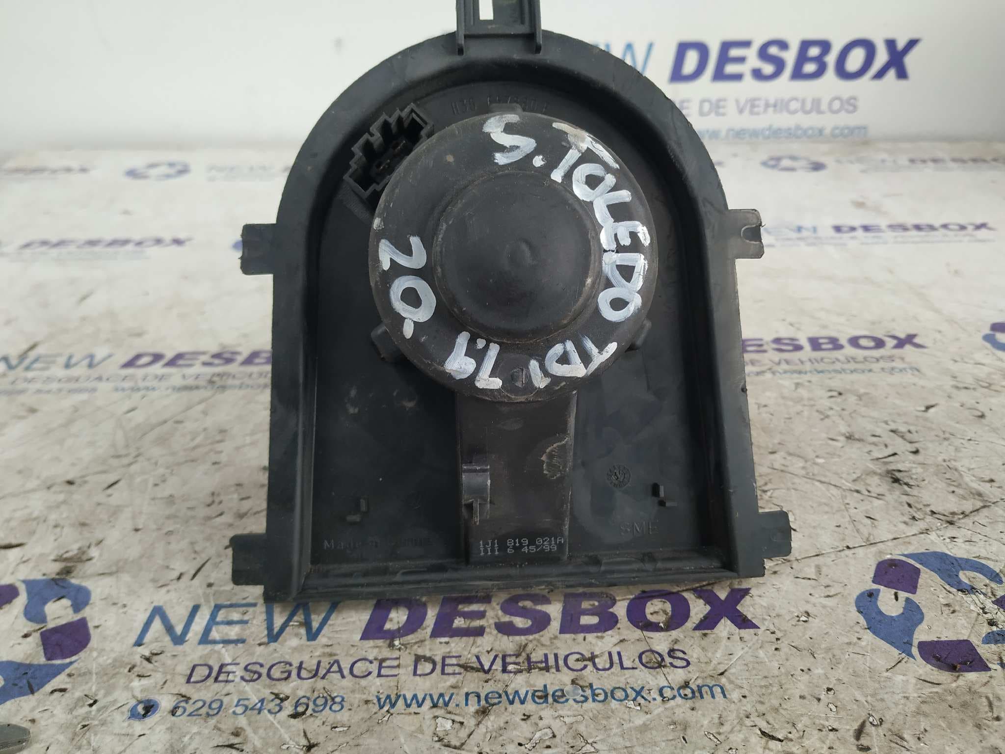 Recambio de MOTOR CALEFACCION para SEAT TOLEDO (1M2) ASV referencia OEM IAM 1J1819021A