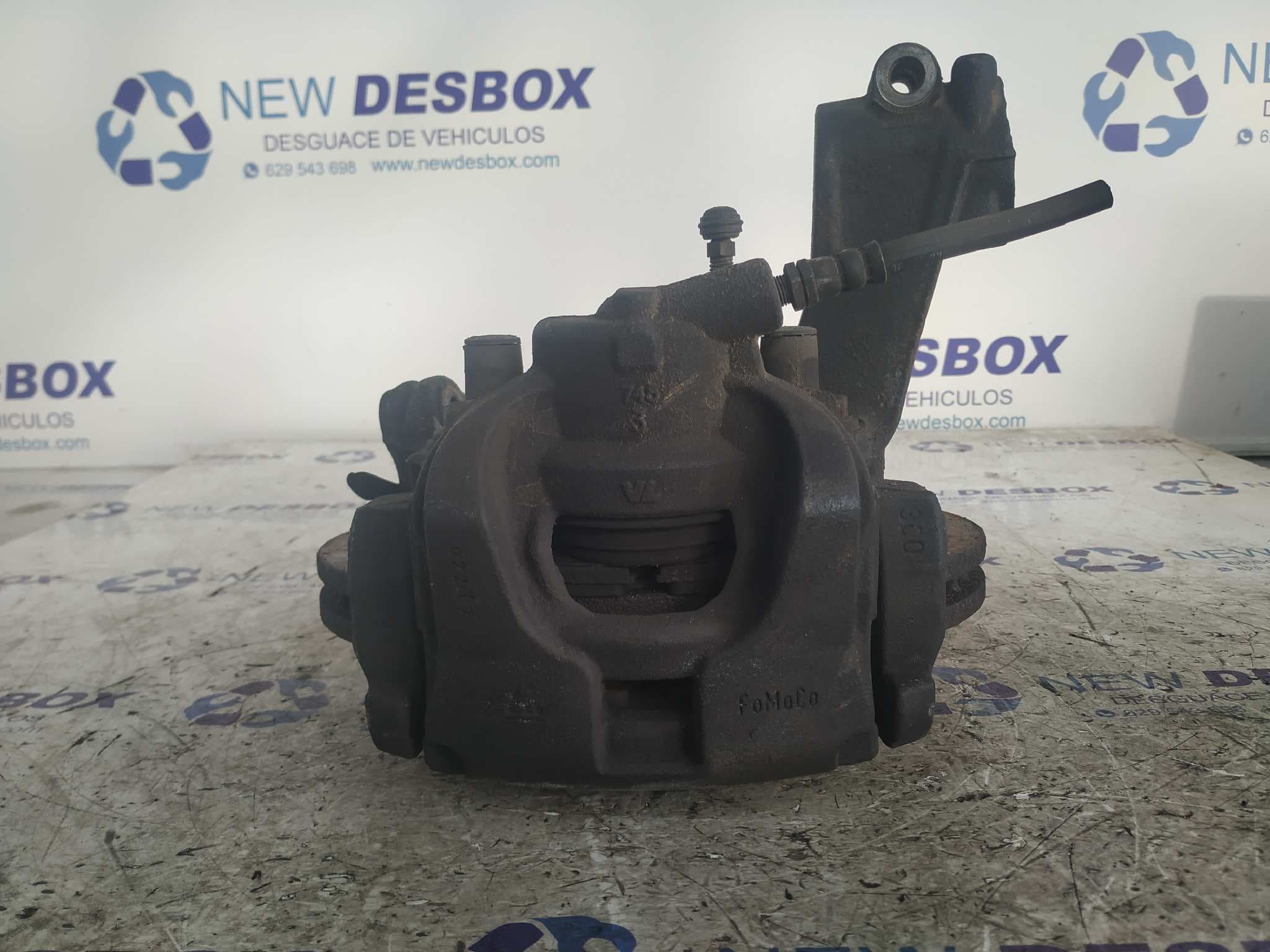 Recambio de MANGUETA DELANTERA IZQUIERDA para FORD S-MAX (CA1) Titanium (03.2010->) QXWB referencia OEM IAM    - GRIS 3