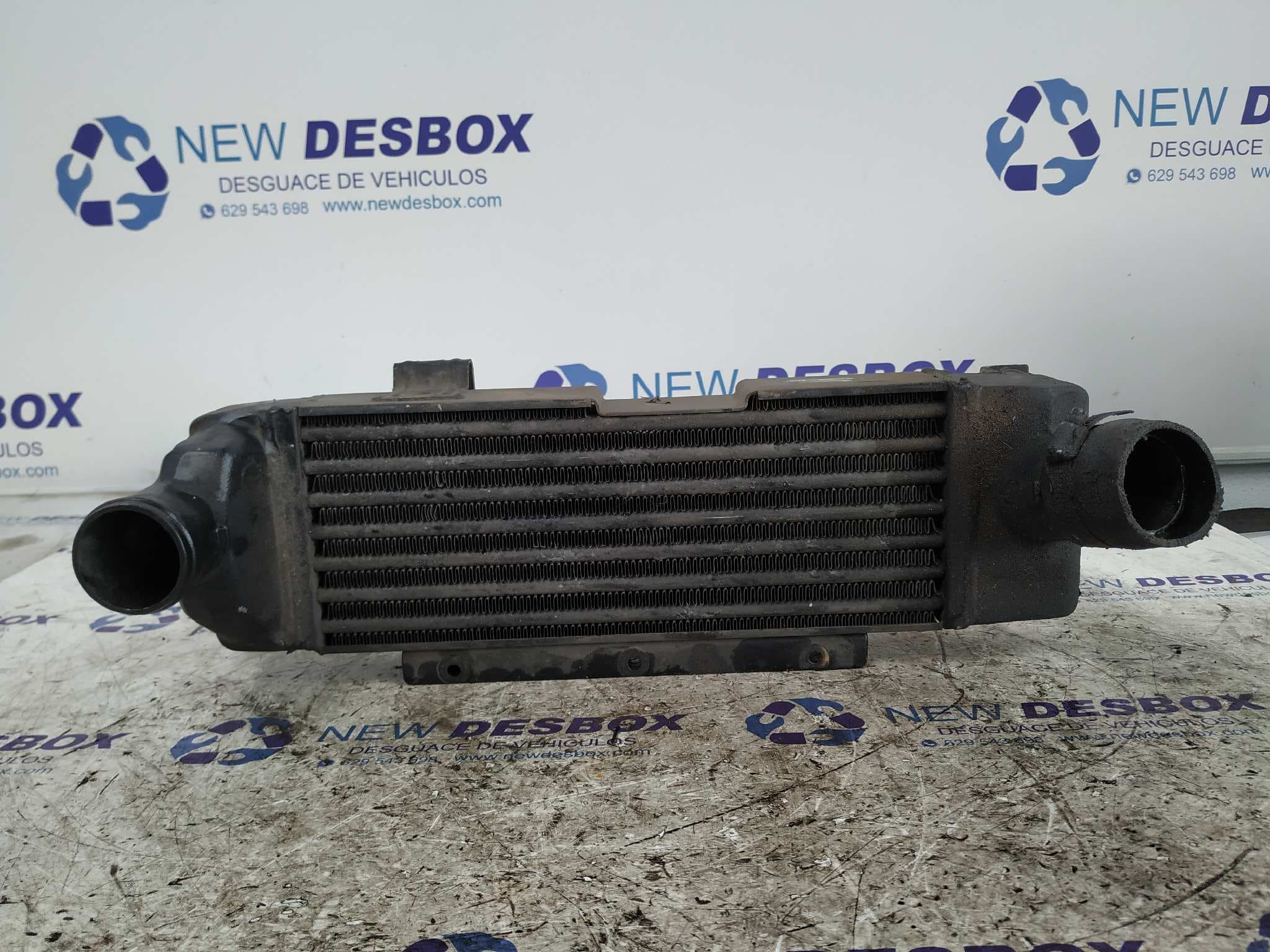 Recambio de INTERCOOLER para CHRYSLER JEEP GR.CHEROKEE (ZJ)/(Z) 2.5 TD Laredo (Z) M52 referencia OEM IAM 52079477   - VERDE