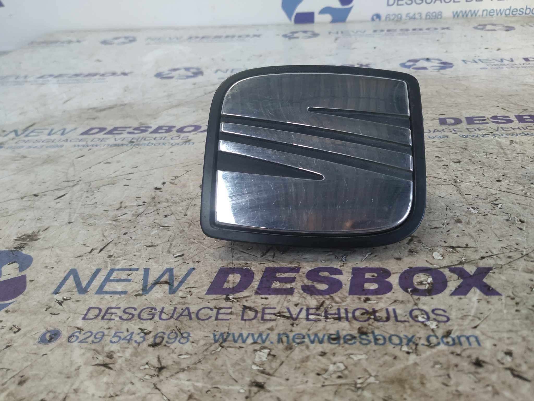 Recambio de MANETA EXTERIOR PORTON para SEAT IBIZA (6L1) referencia OEM IAM 6L6827565B