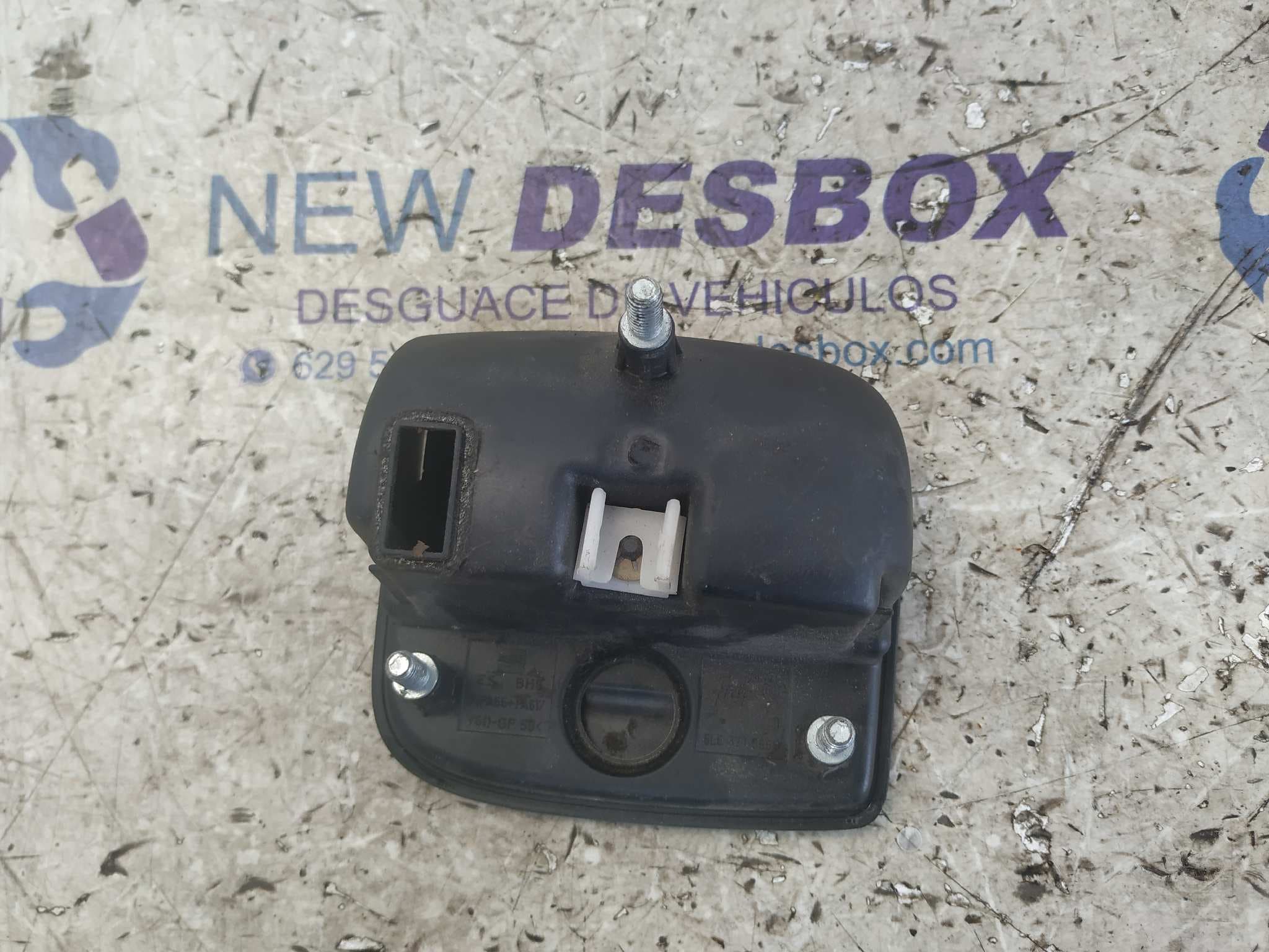 Recambio de MANETA EXTERIOR PORTON para SEAT IBIZA (6L1) referencia OEM IAM 6L6827565B 3