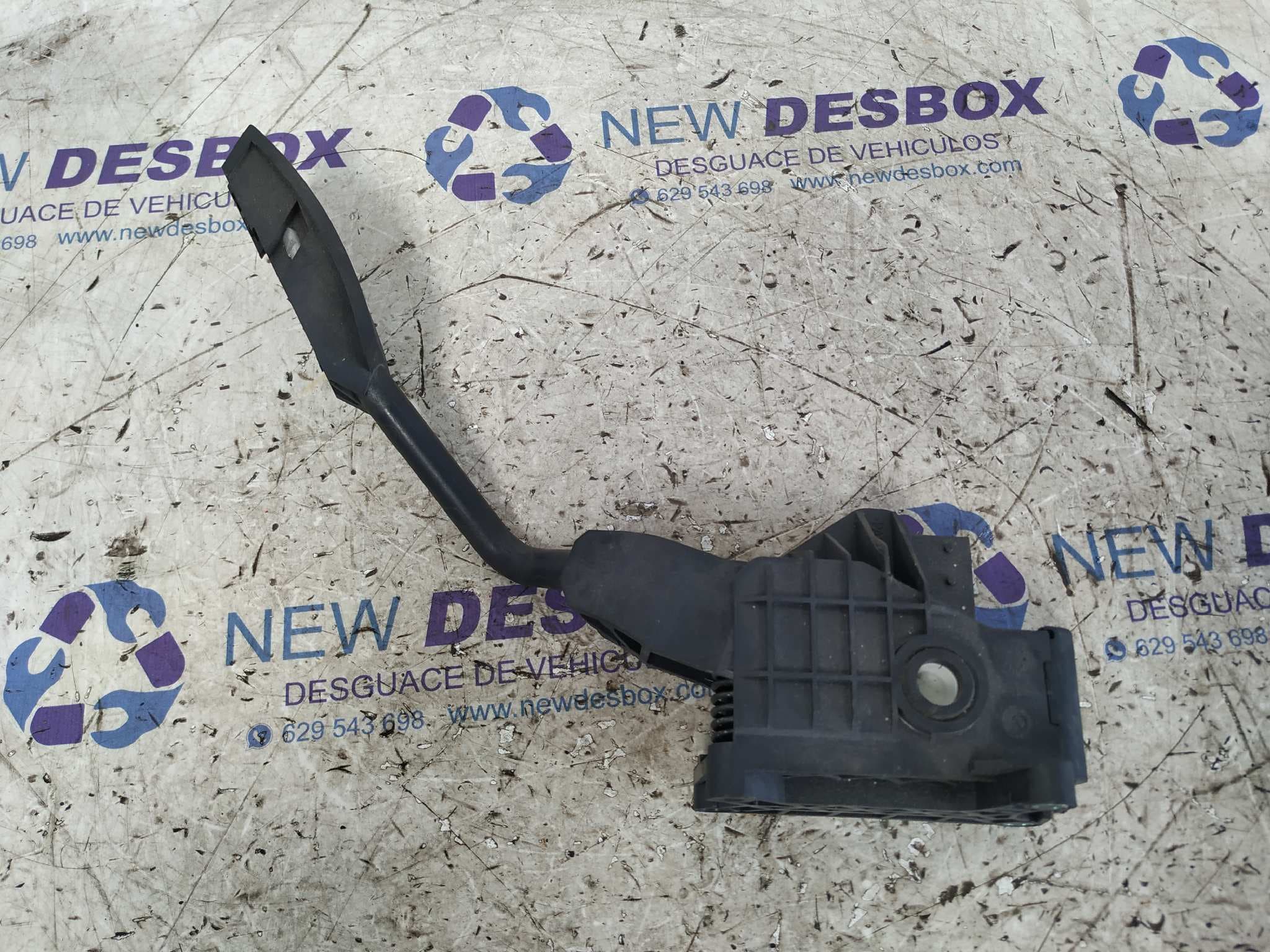 Recambio de PEDAL ACELERADOR para OPEL CORSA D * Z13DTH referencia OEM IAM 55702021   - GRIS 2