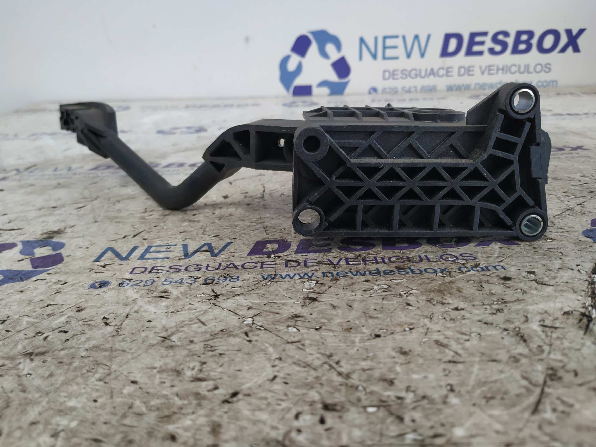 Recambio de PEDAL ACELERADOR para OPEL CORSA D * Z13DTH referencia OEM IAM 55702021   - GRIS 4
