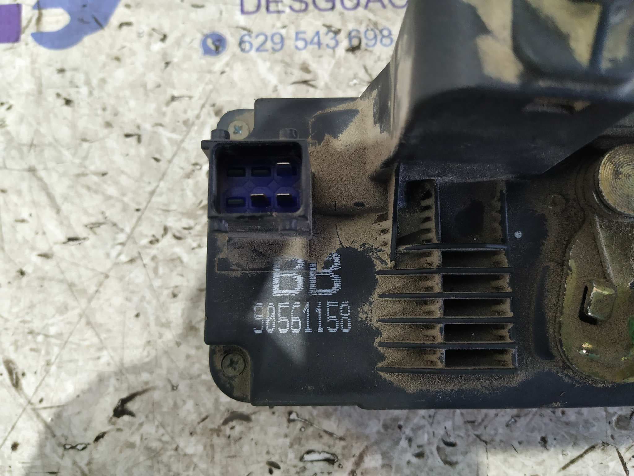 Recambio de CERRADURA PUERTA TRASERA DERECHA para OPEL ASTRA G BERLINA Club X17DTL referencia OEM IAM 90561158   - GRIS 4