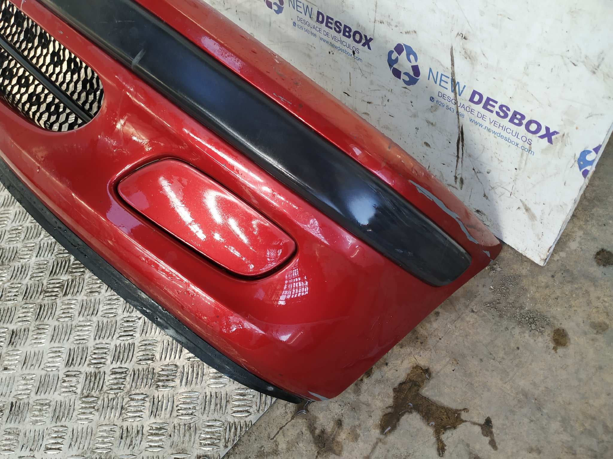 Recambio de PARAGOLPES DELANTERO para PEUGEOT 106 (S2) 1.5 Diesel CAT (TUD5 / VJX) VJZ referencia OEM IAM    - ROJO 4