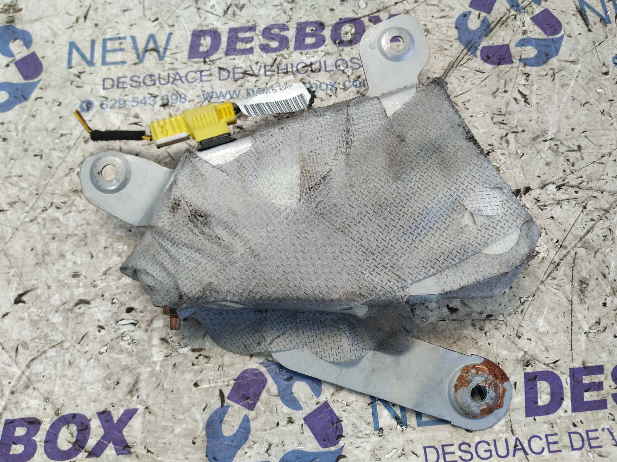 Recambio de AIRBAG LATERAL DELANTERO IZQUIERDO para BMW SERIE 5 BERLINA (E39) 204D1      referencia OEM IAM 30826833104G   - PLATA 4