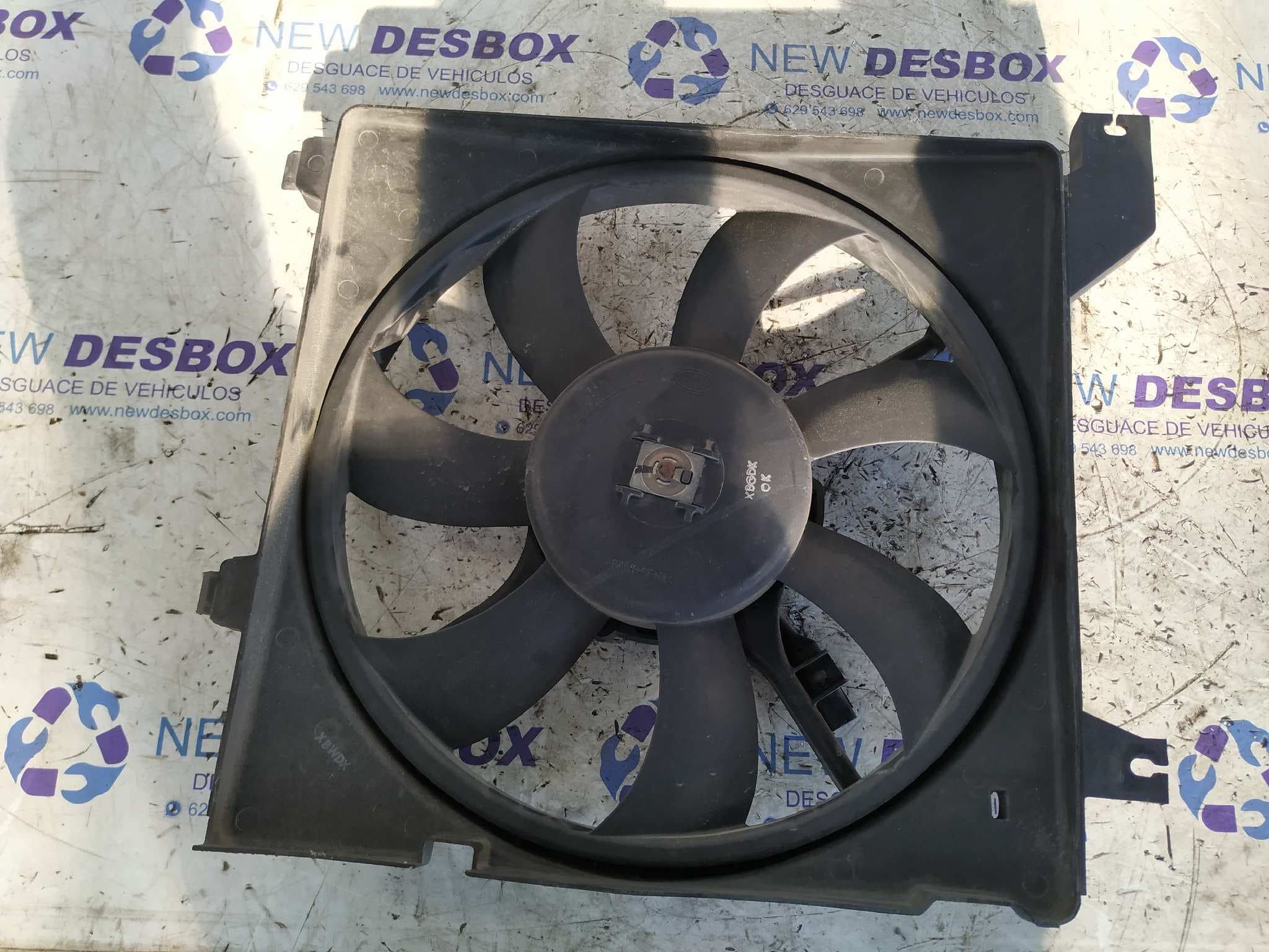 Recambio de ELECTROVENTILADOR para HYUNDAI COUPE (GK) 2.7 FX Full G6BAG referencia OEM IAM 253802D400   - BLANCO 2