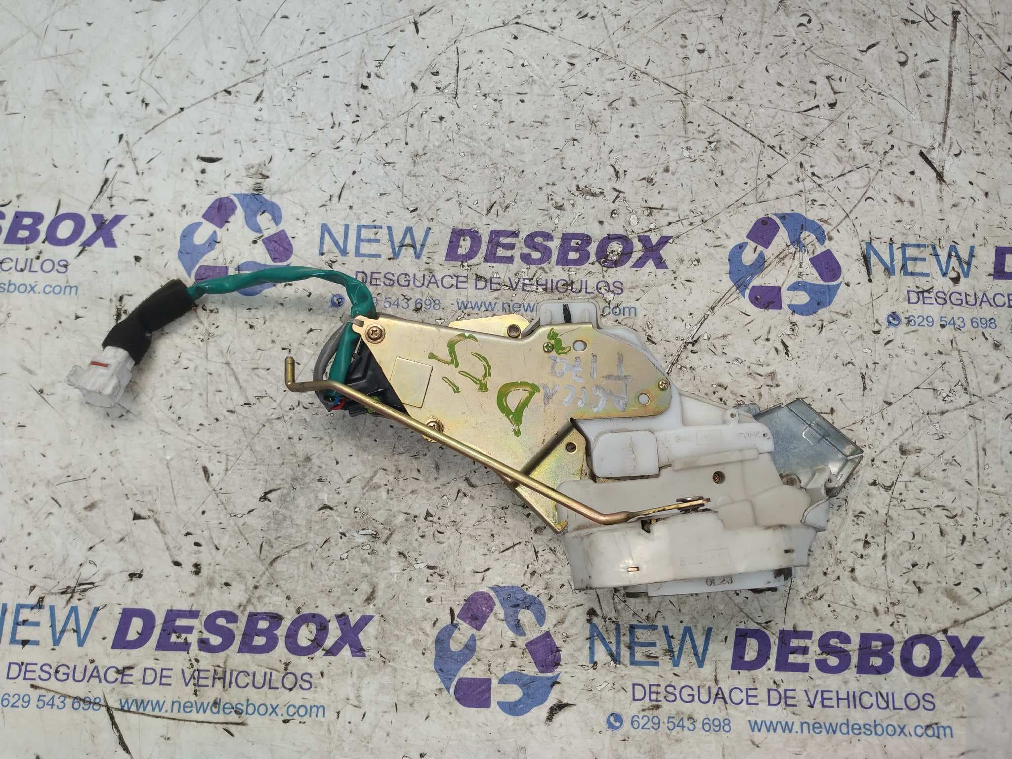 Recambio de CERRADURA PUERTA TRASERA IZQUIERDA para OPEL AGILA 1.0 12V CAT (Z 10 XE / LW3) referencia OEM IAM 0L23