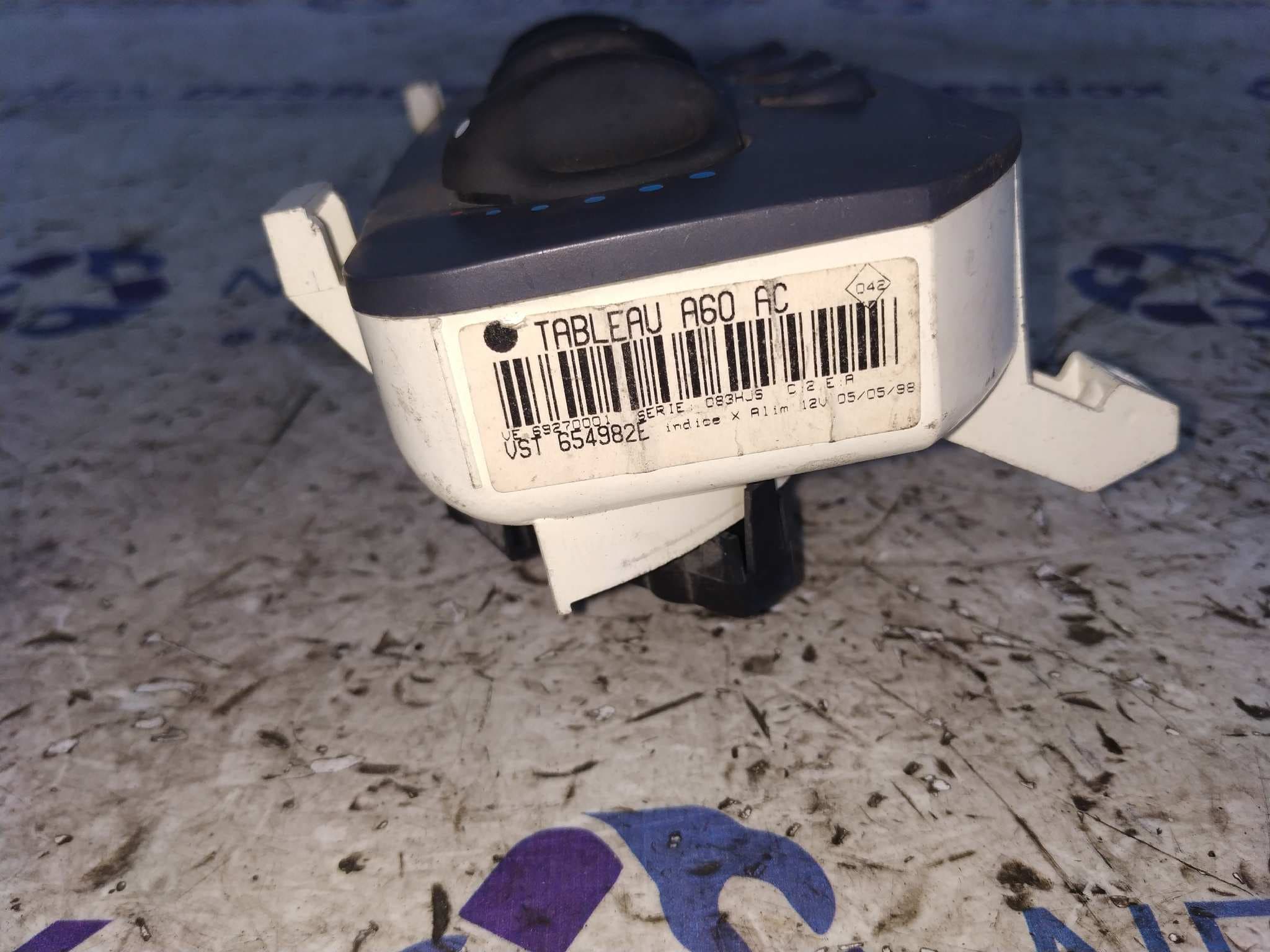 Recambio de MANDO CALEFACCION / AIRE ACONDICIONADO para RENAULT CLIO II FASE I (B/CBO) referencia OEM IAM 654982E 2
