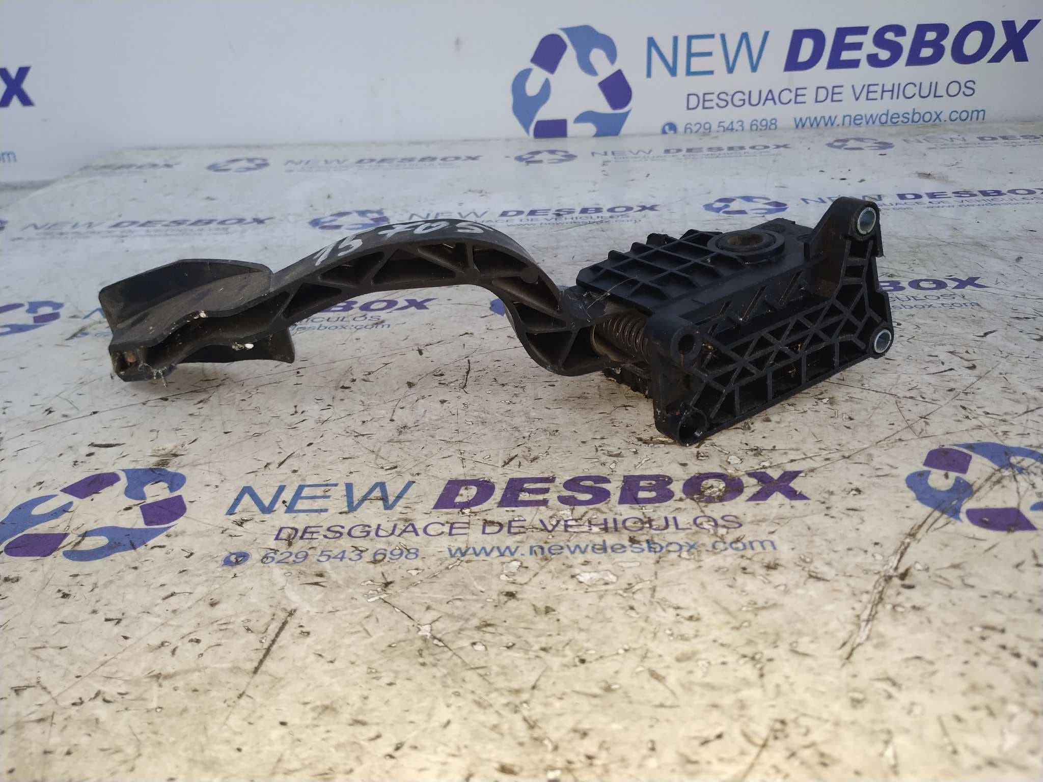 Recambio de PEDAL ACELERADOR para OPEL CORSA D 1.3 16V CDTI Z13DTJ referencia OEM IAM 55702020   - PLATA 3