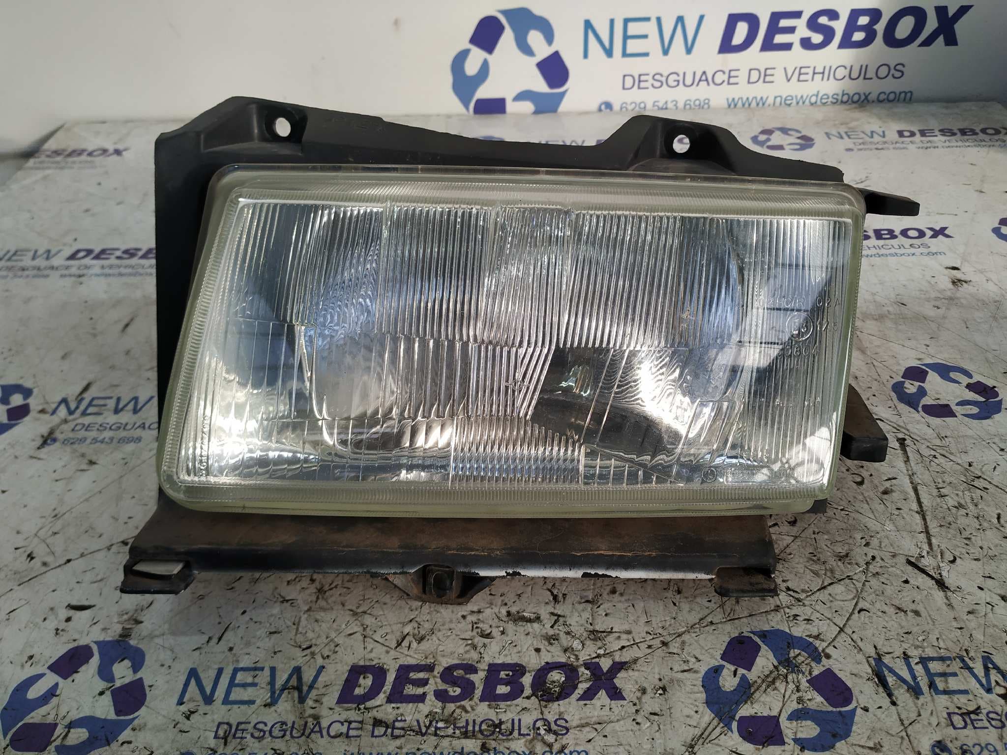 Recambio de FARO IZQUIERDO para CITROEN JUMPY 1.9 D X Furg. WJZ referencia OEM IAM 1474268080   - BLANCO