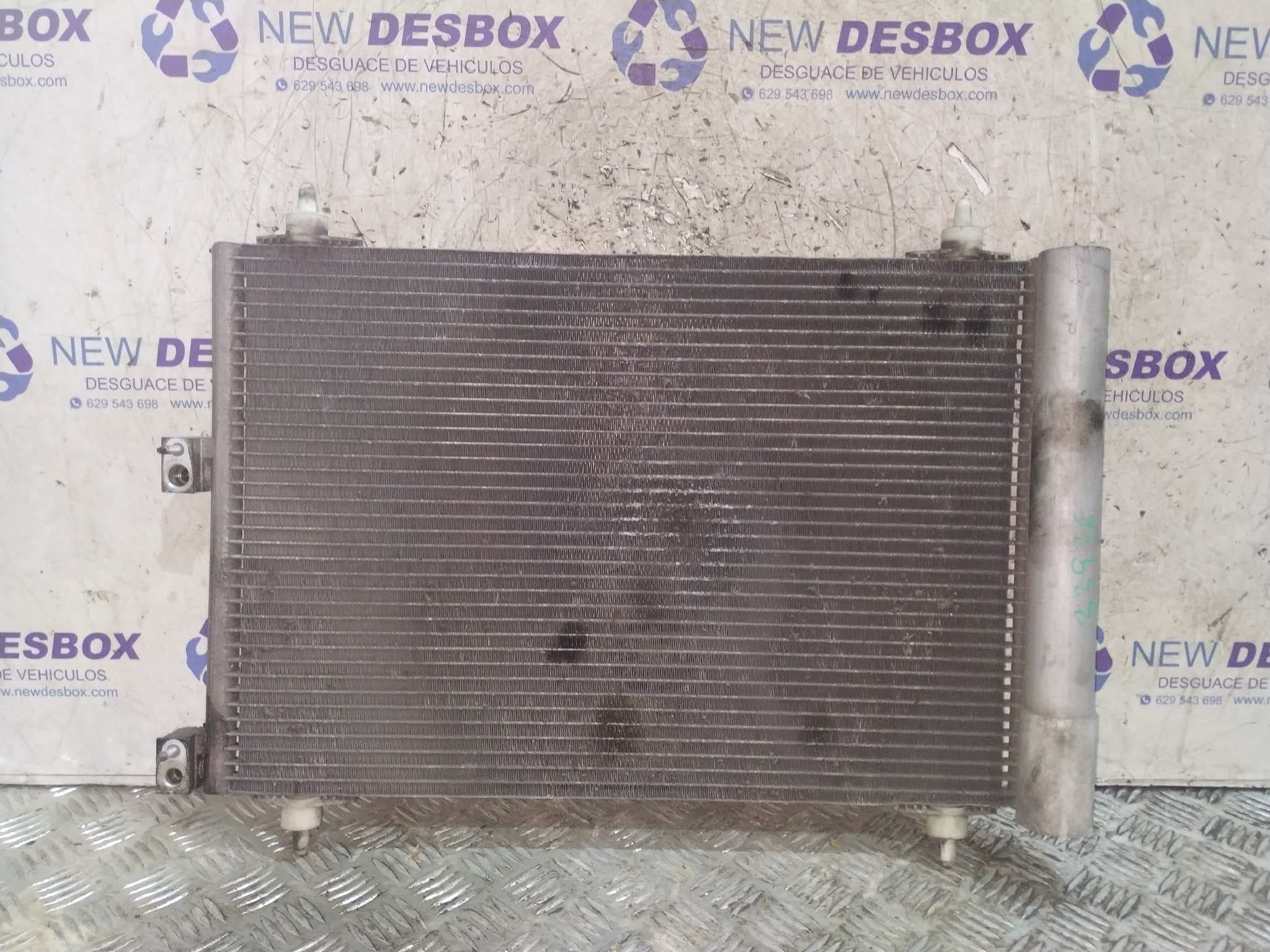 Recambio de CONDENSADOR / RADIADOR  AIRE ACONDICIONADO para CITROEN BERLINGO CUADRO L1 9HW referencia OEM IAM 9645964780A   - BLANCO