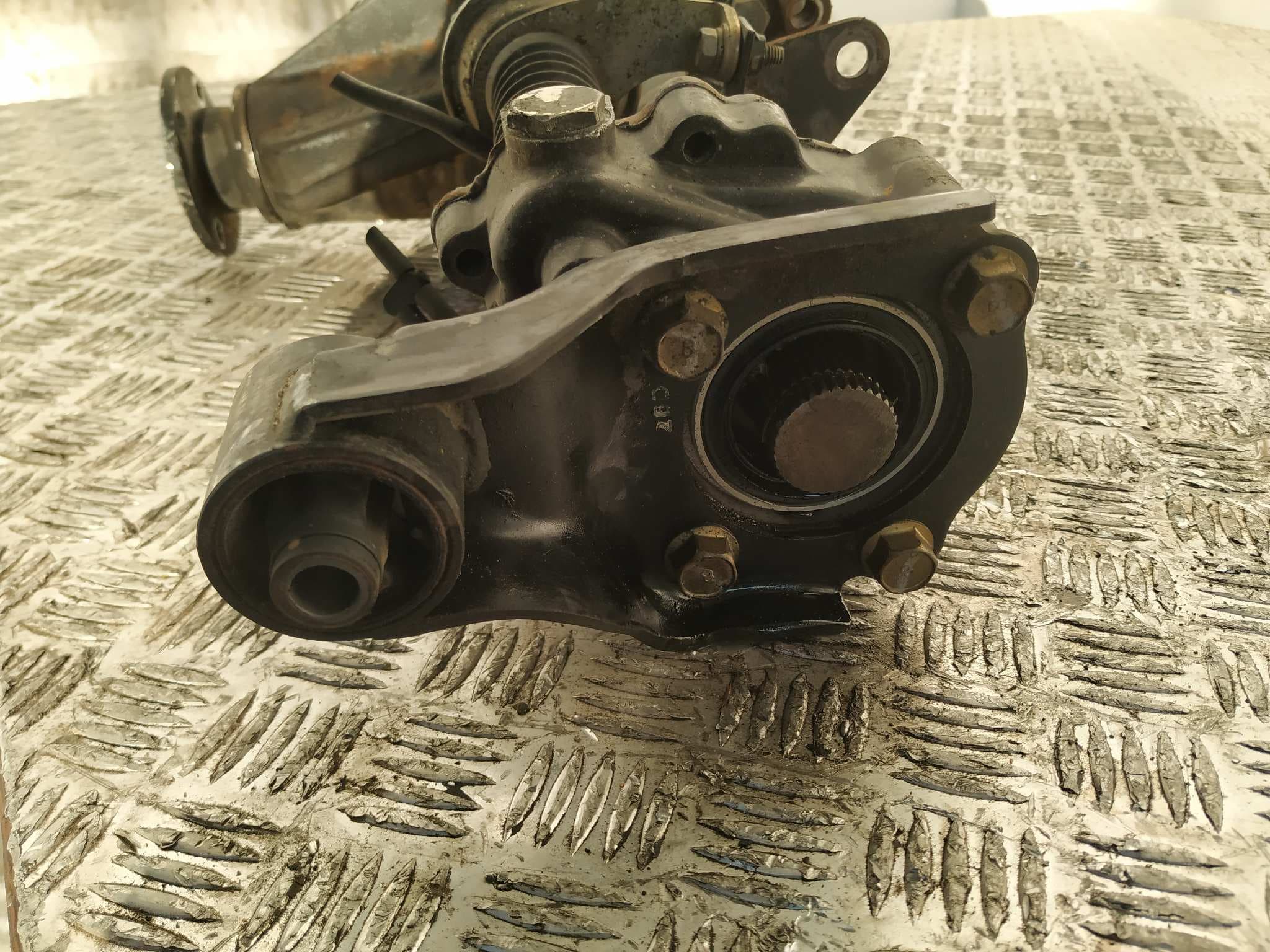 Recambio de DIFERENCIAL DELANTERO para MITSUBISHI MONTERO PININ (H60/H70) 2000 GDI (5-ptas.) 4G94 referencia OEM IAM MR377539   - GRIS 8