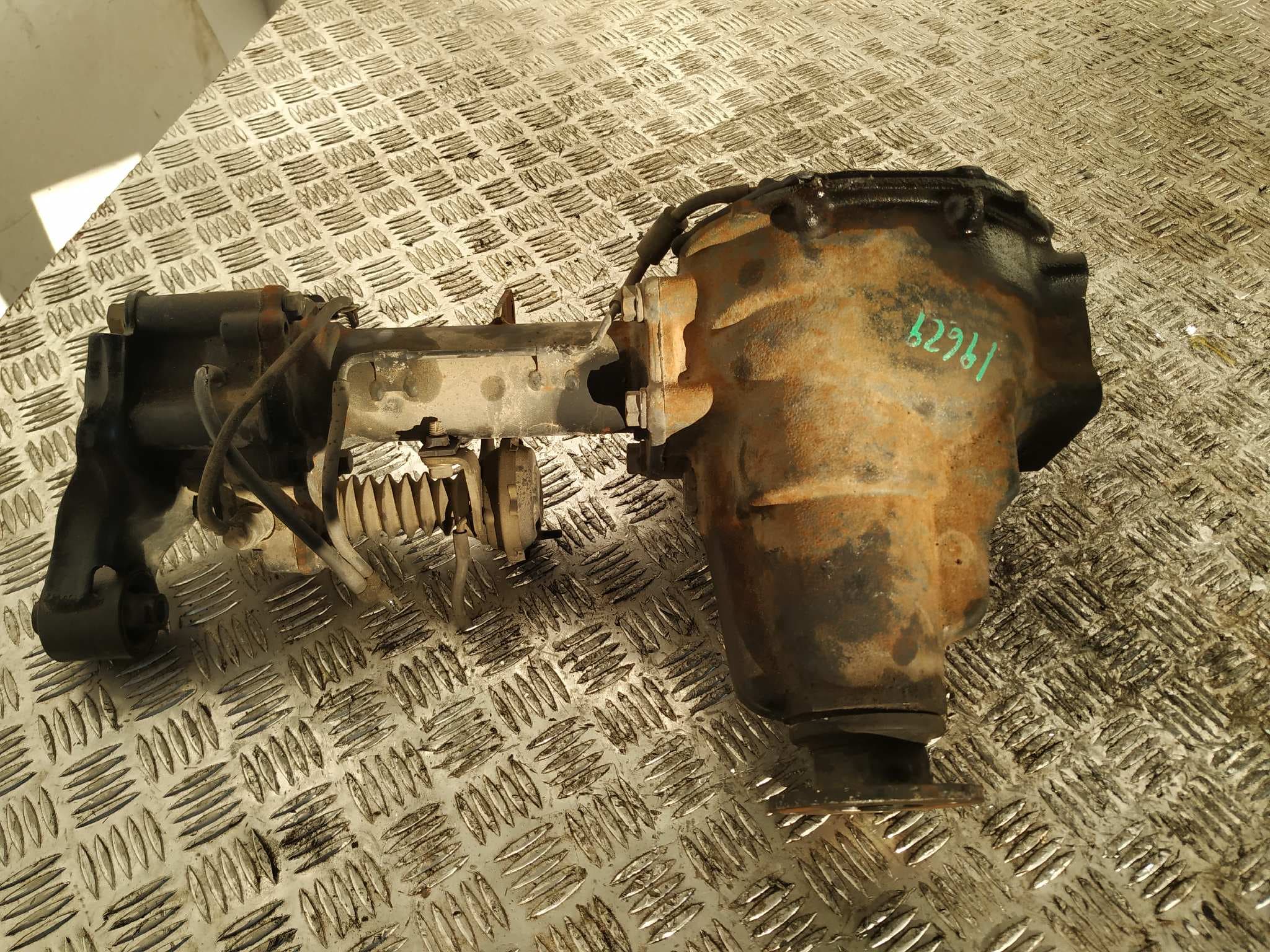 Recambio de DIFERENCIAL DELANTERO para MITSUBISHI MONTERO PININ (H60/H70) 2000 GDI (5-ptas.) 4G94 referencia OEM IAM MR377539   - GRIS 5
