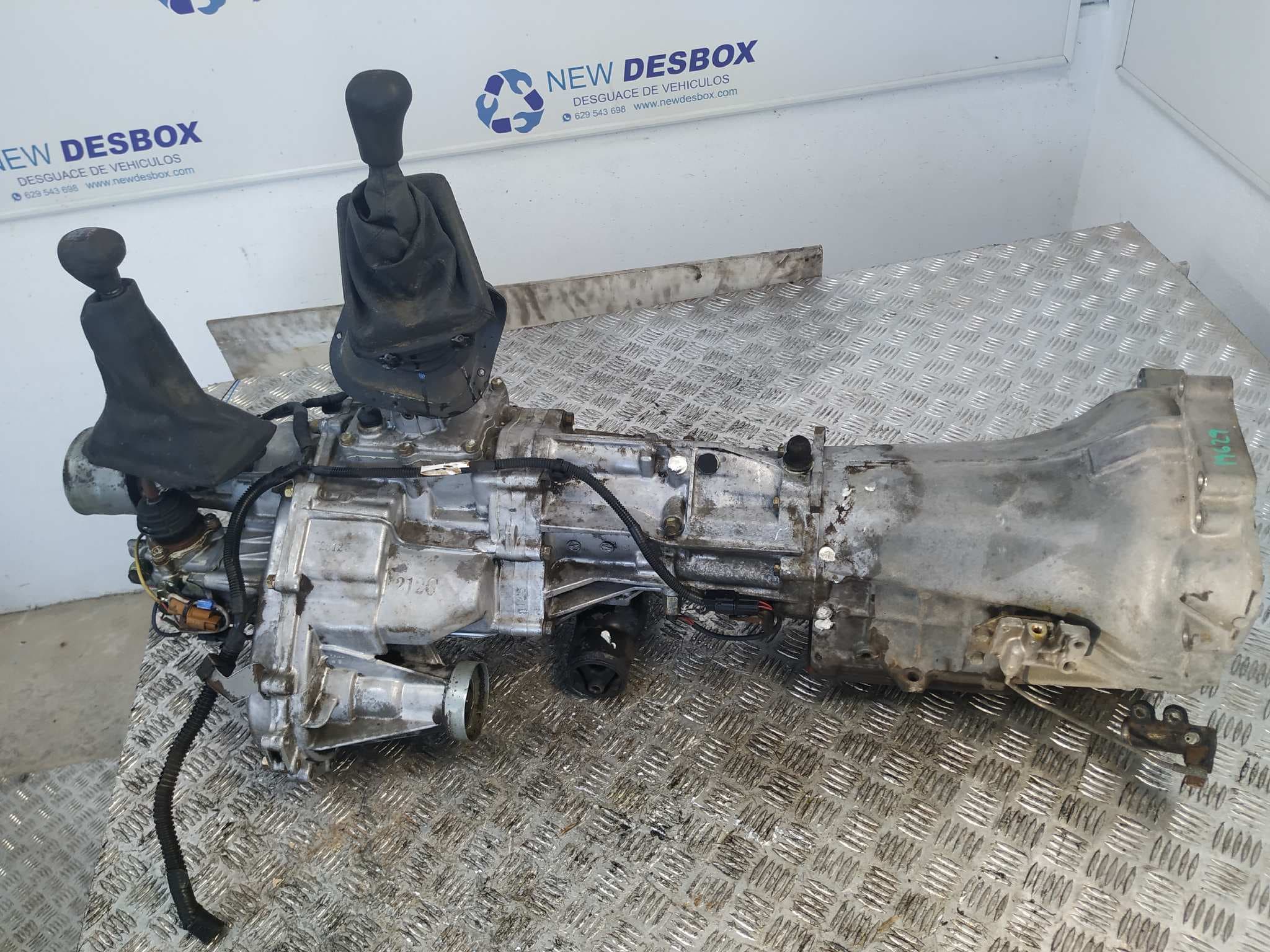 Recambio de CAJA CAMBIOS para MITSUBISHI MONTERO PININ (H60/H70) 2000 GDI (5-ptas.) 4G94 referencia OEM IAM KV5M21AMG   - GRIS 7
