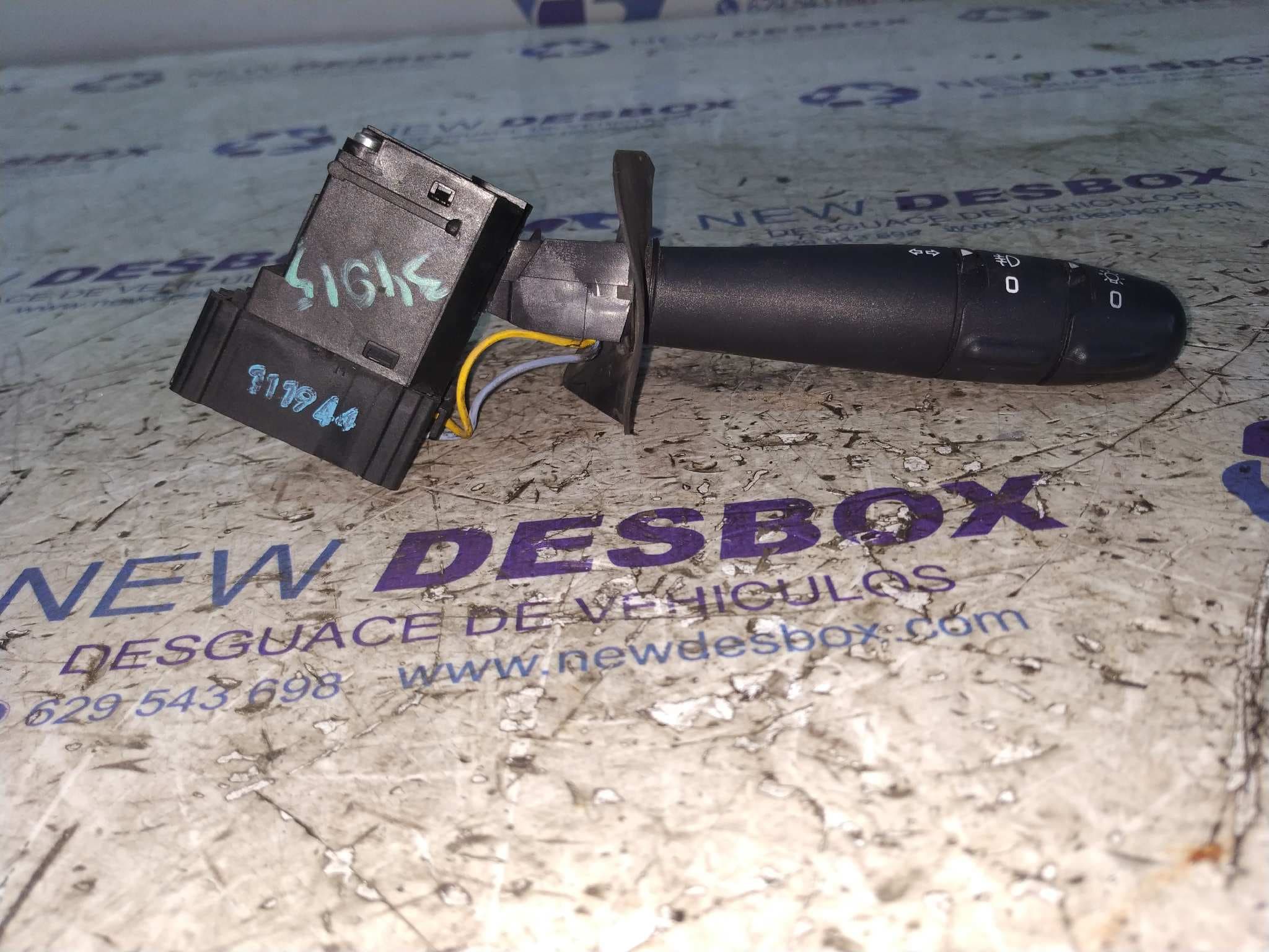 Recambio de MANDO LUCES para RENAULT CLIO II FASE II (B/CB0) 1.2 D7F G7 referencia OEM IAM VALEO 6166   - AZUL 3
