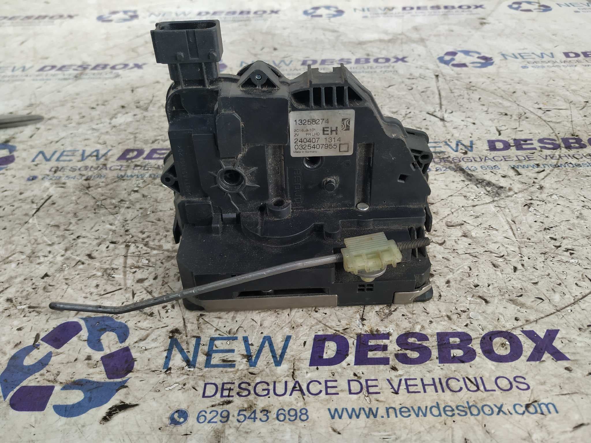 Recambio de CERRADURA PUERTA DELANTERA DERECHA para OPEL CORSA D 1.3 16V CDTI Z13DTJ referencia OEM IAM 13258274   - PLATA