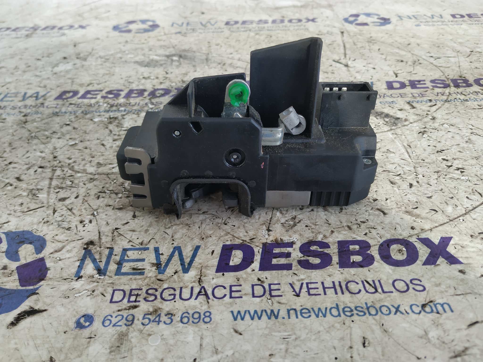Recambio de CERRADURA PUERTA DELANTERA DERECHA para OPEL VECTRA B BERLINA 1.6 X16XEL referencia OEM IAM 24414113   - AZUL 2