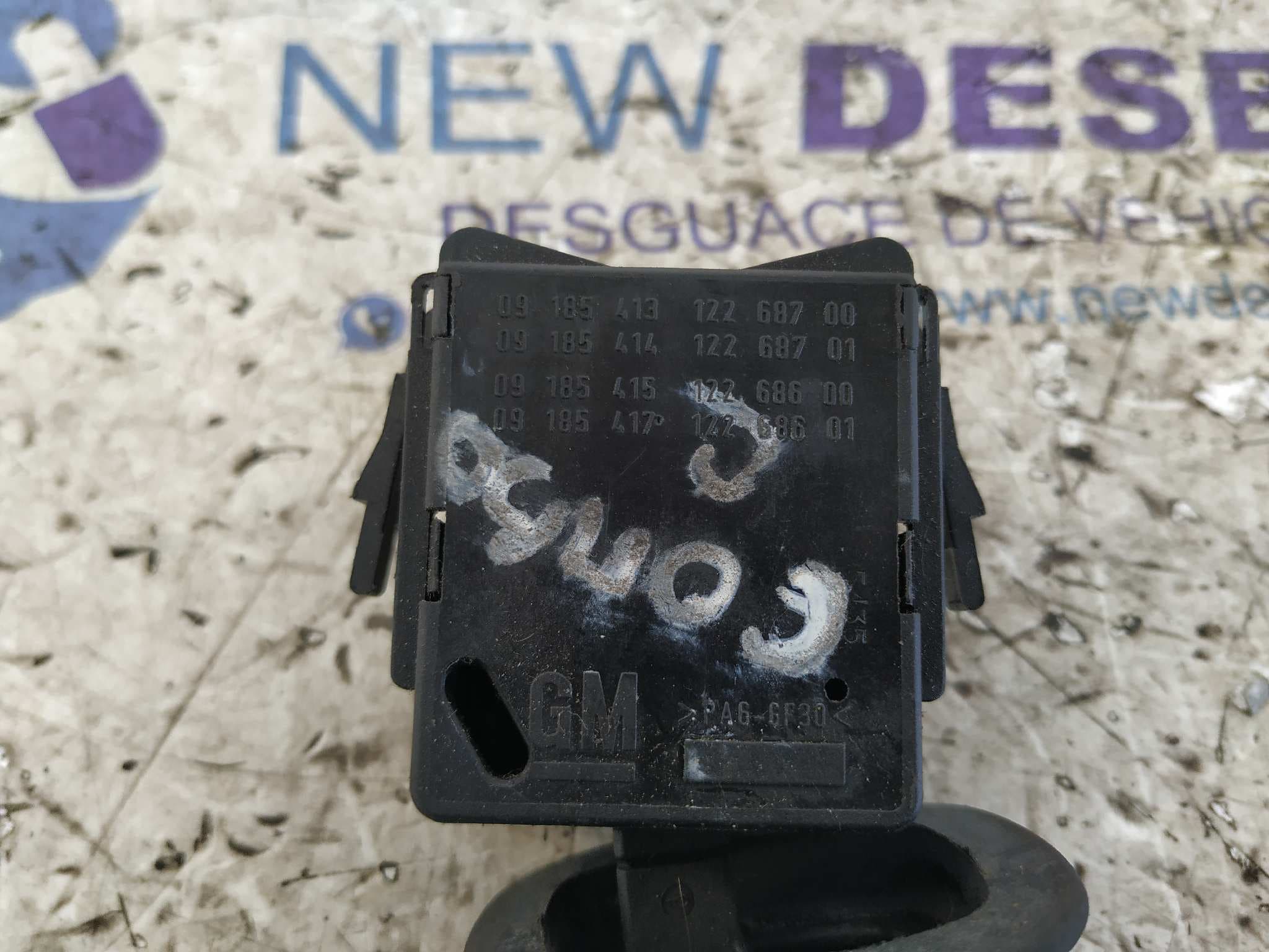 Recambio de MANDO LIMPIA para OPEL COMBO (CORSA C) referencia OEM IAM 09185413 5